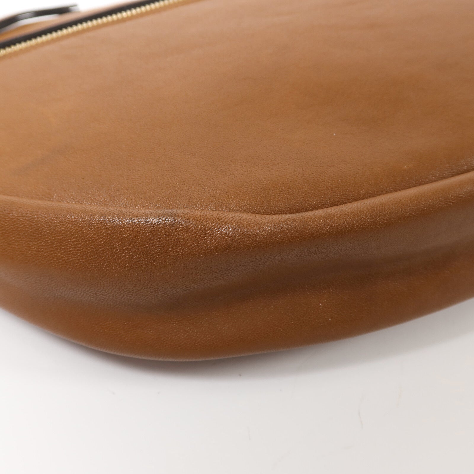 CELINE 牛皮皮革Halfmoon Soft Han金扣手挽肩背兩用袋