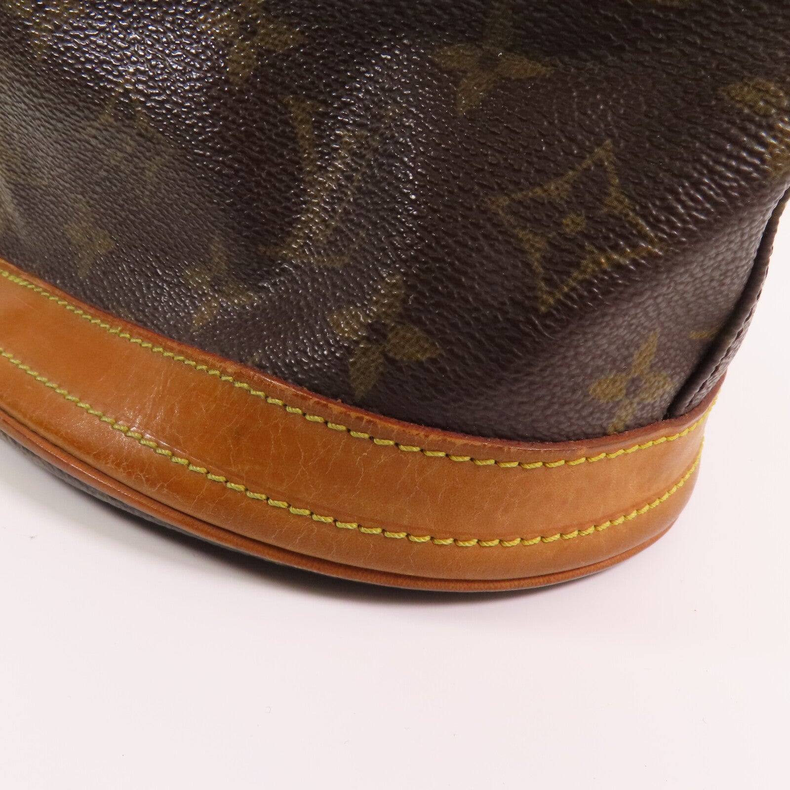 LOUIS VUITTON Monogram Petit Bucket肩背袋
