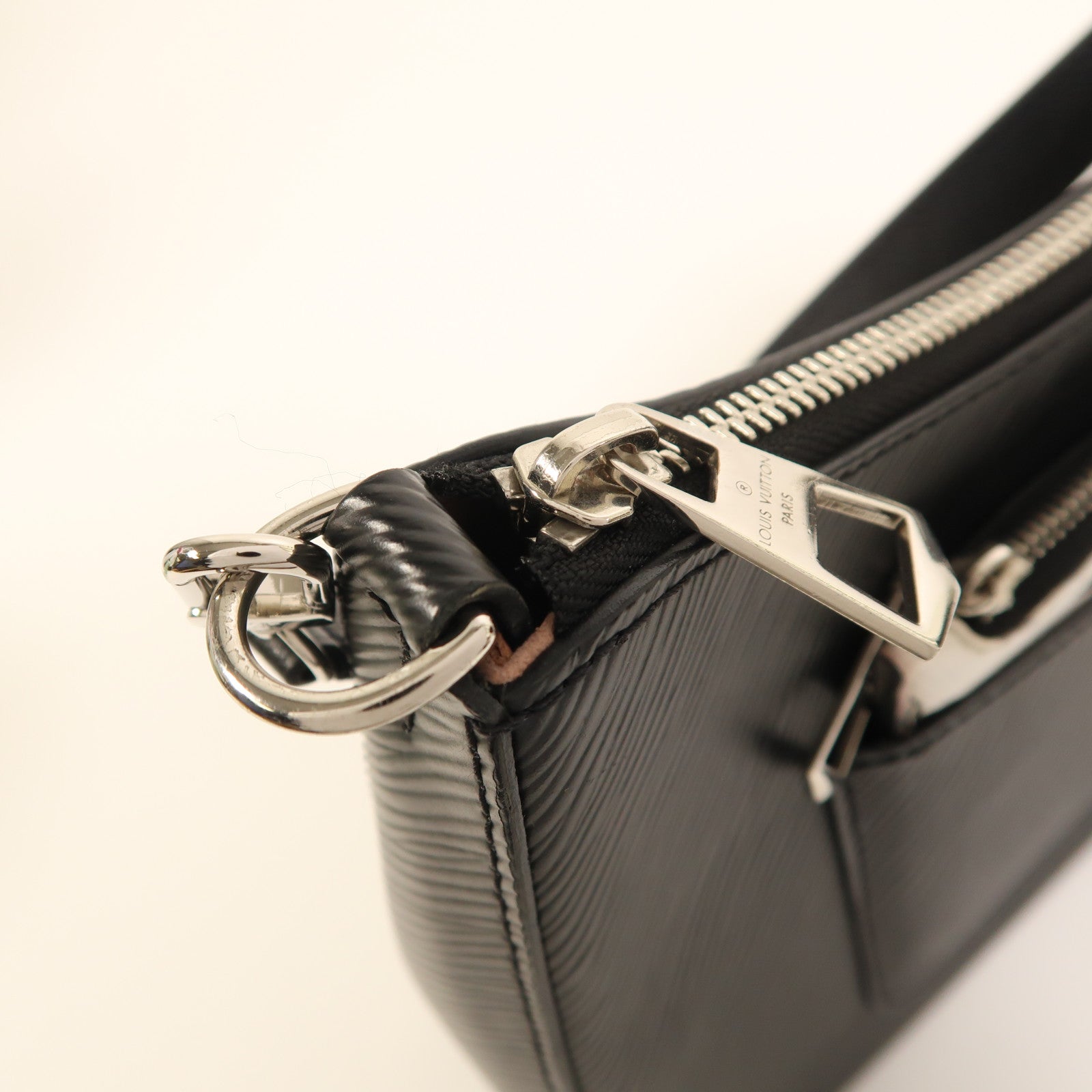 LOUIS VUITTON Epi Marelle銀扣手挽肩背兩用袋