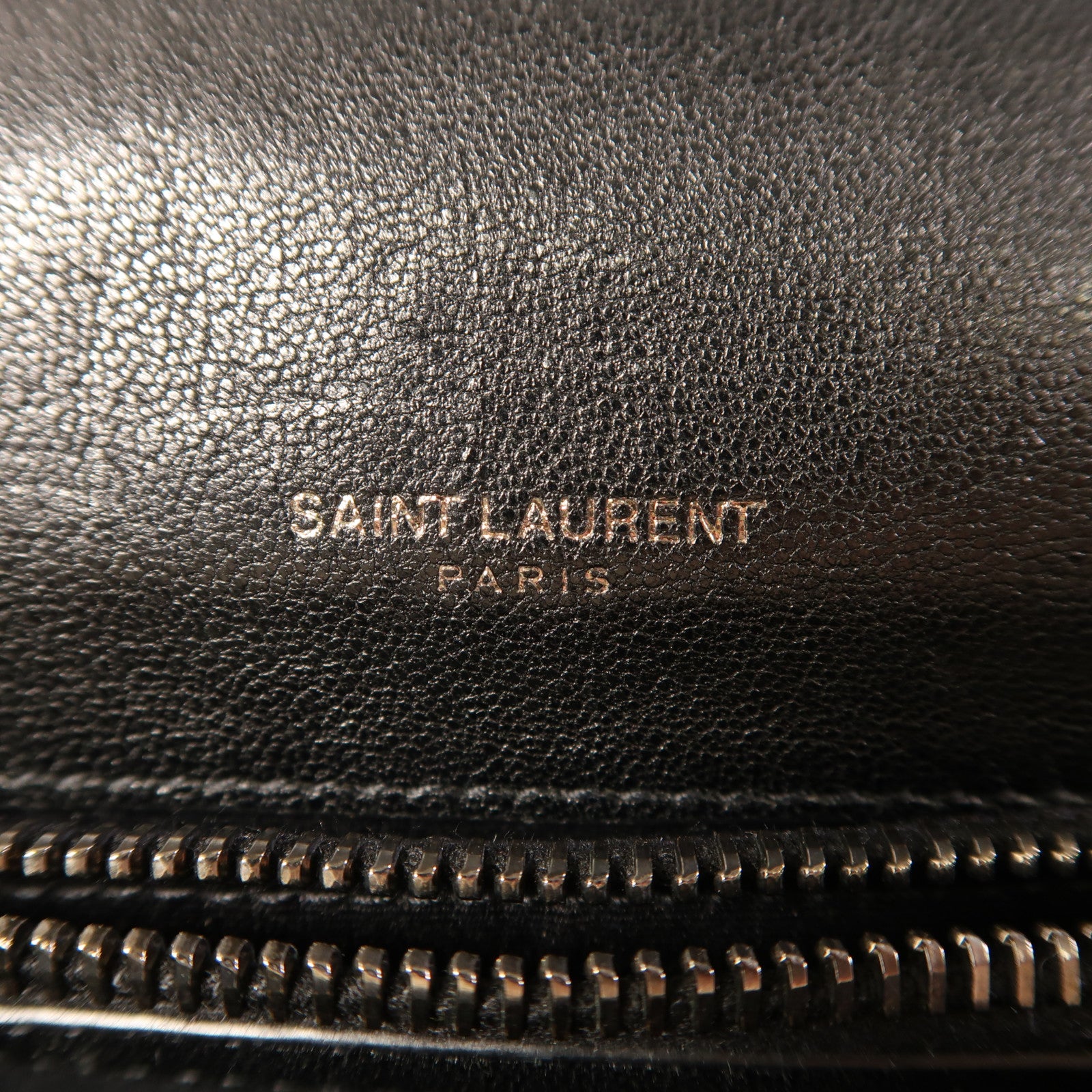 YVES SAINT LAURENT 皮革College Medium銀扣手挽肩背兩用袋