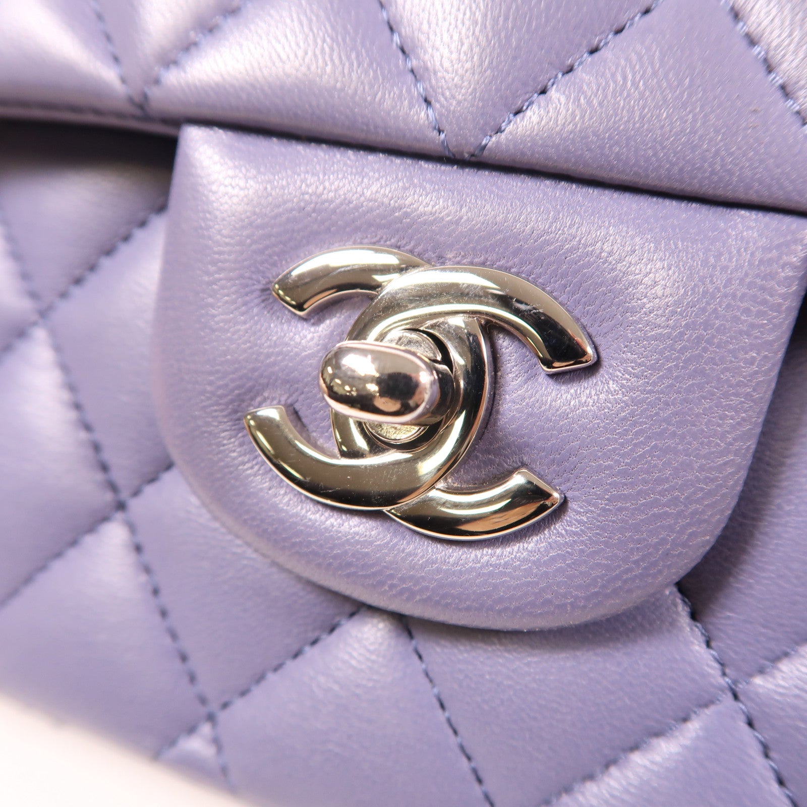 CHANEL 羊皮皮革Classic 25銀扣鏈帶肩背袋