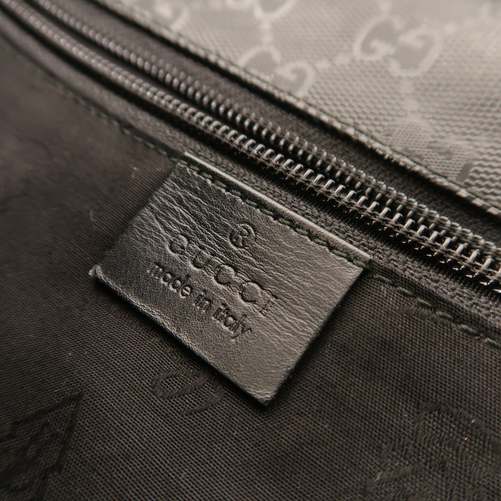 GUCCI 塗層帆布Messanger Bag肩背袋