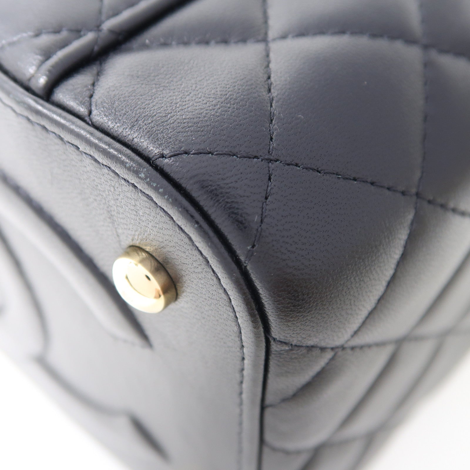 CHANEL (PRICE DOWN) Quilted CC GHW Vanity Chain Shoulder 2 Way Bag Lambskin Leather Black