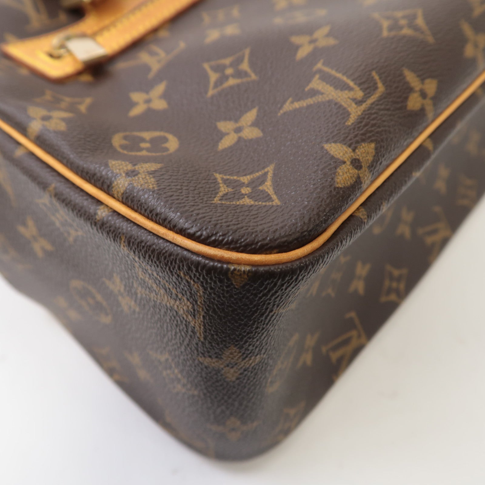 LOUIS VUITTON Monogram Cite GM金扣肩背袋啡色