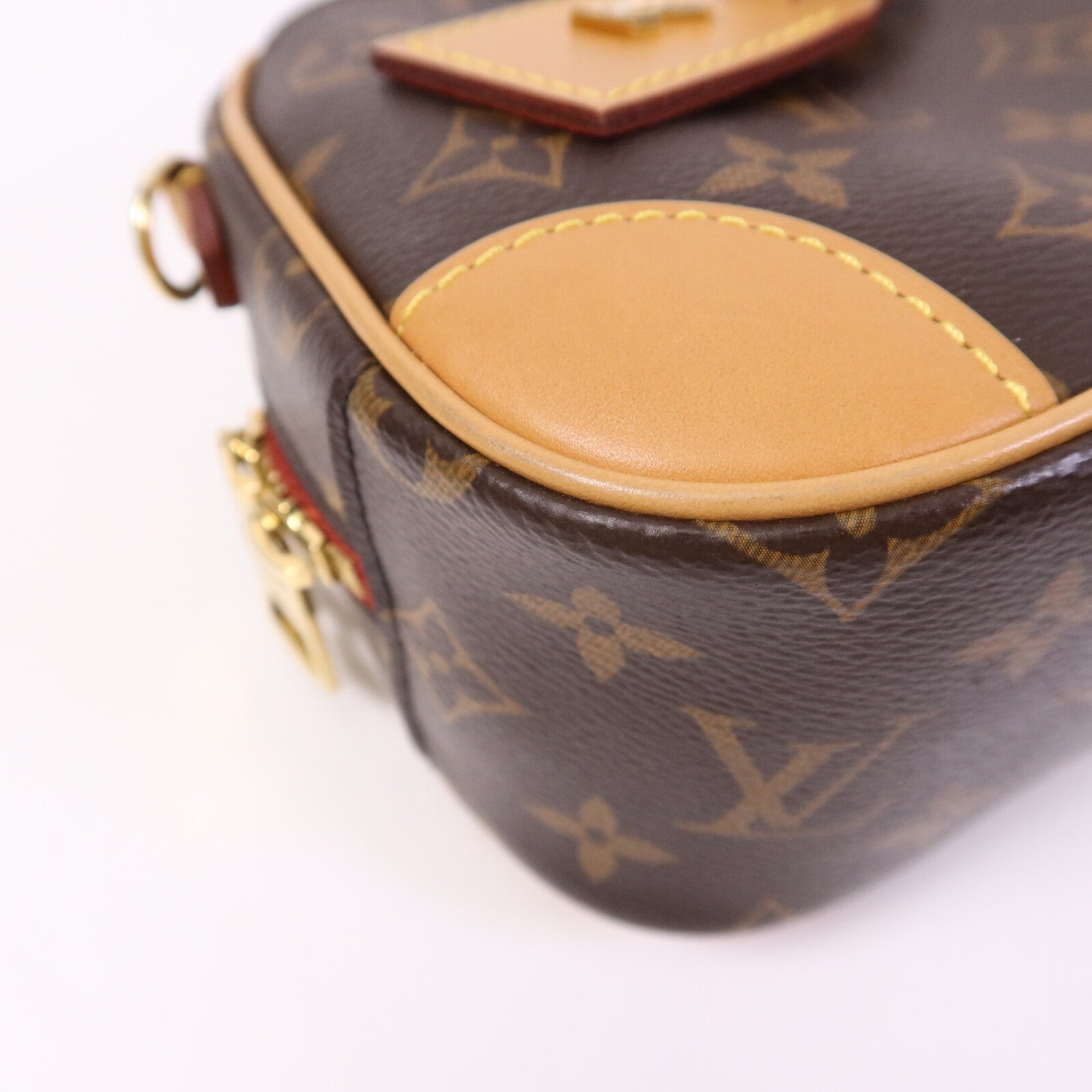 LOUIS VUITTON Monogram Deauville Mini金扣肩背袋