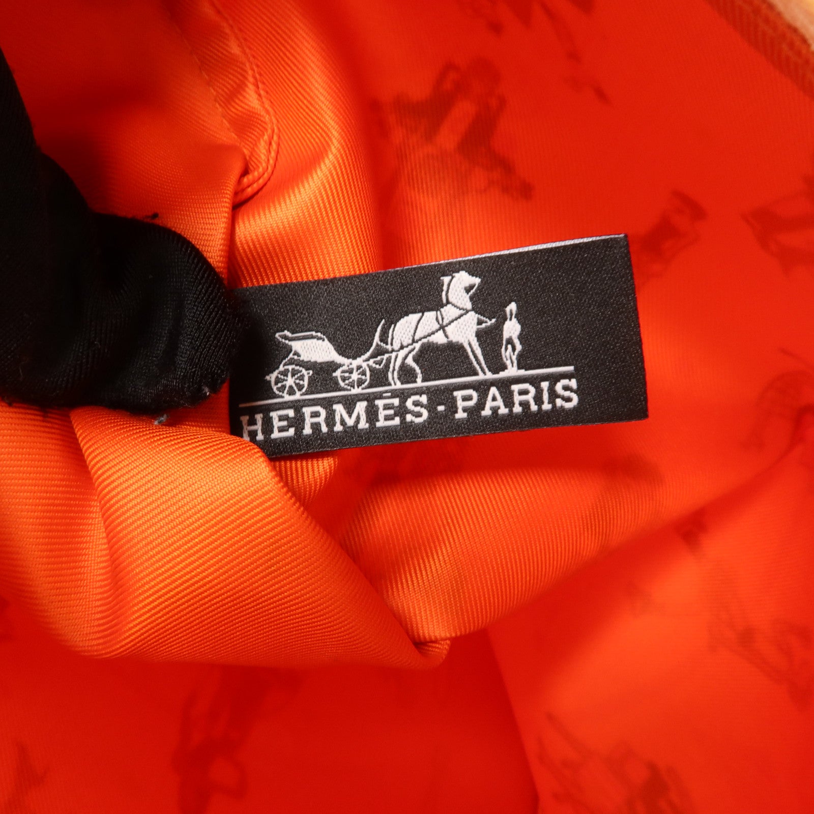 HERMES 絲質Silky Pocket Cosmetic Pouch小袋Geranium/Nata/Gold