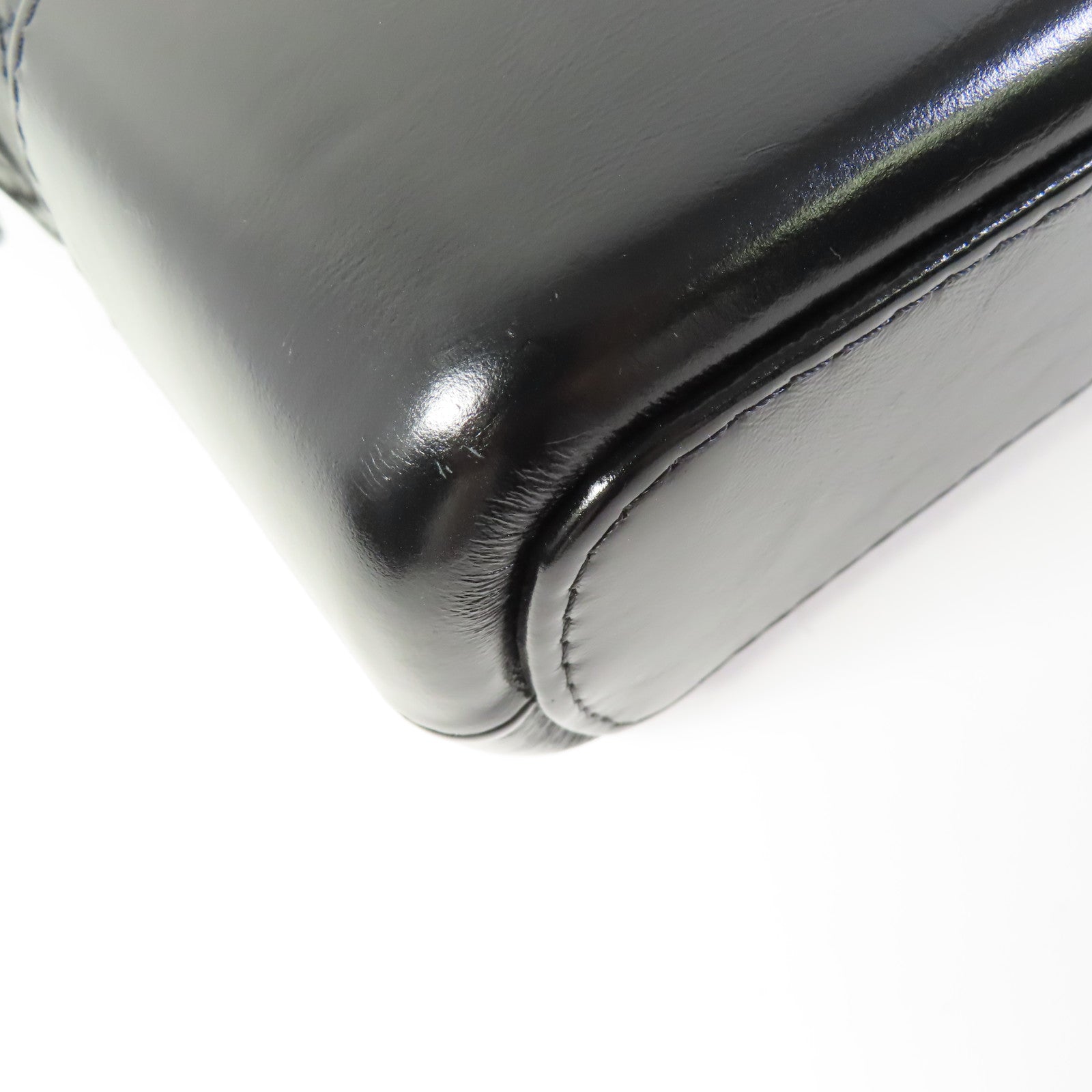 CHANEL 牛皮皮革Gabrielle Medium鏈帶肩背袋