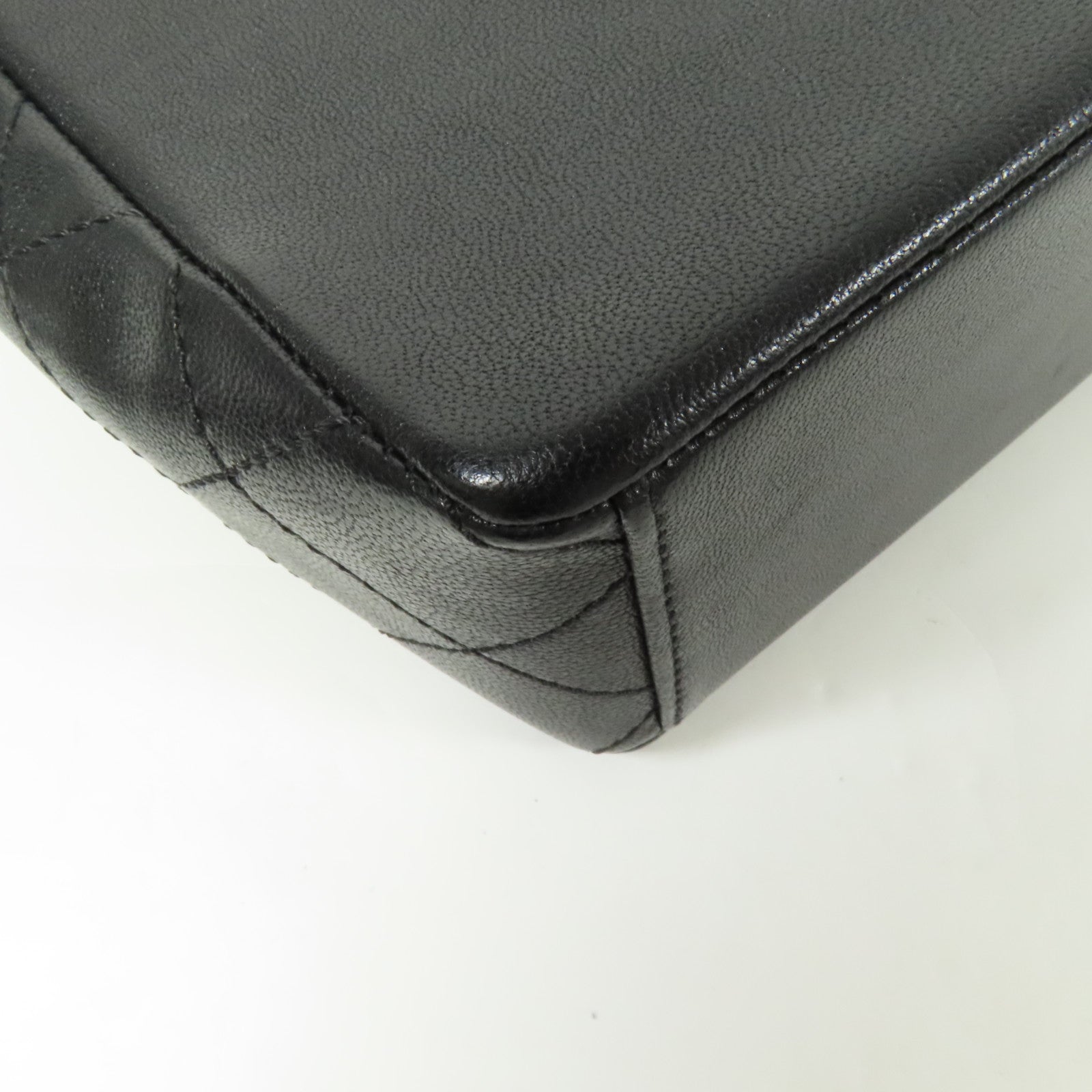 CHANEL 牛皮皮革Chain Shoulder Bag銀扣肩背袋