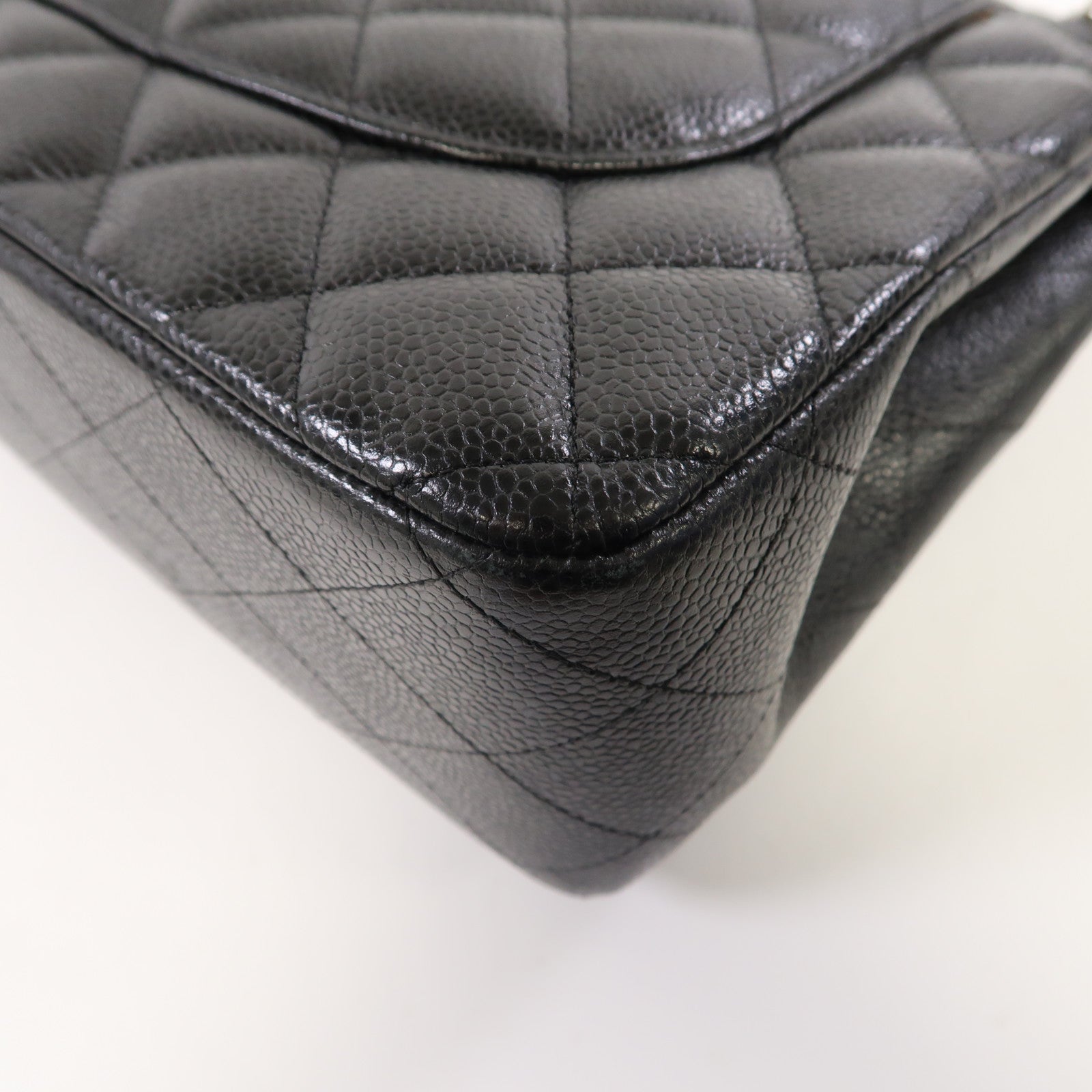 CHANEL 【激減優惠】菱格皮革Classic Jumbo銀扣鏈帶肩背袋黑色