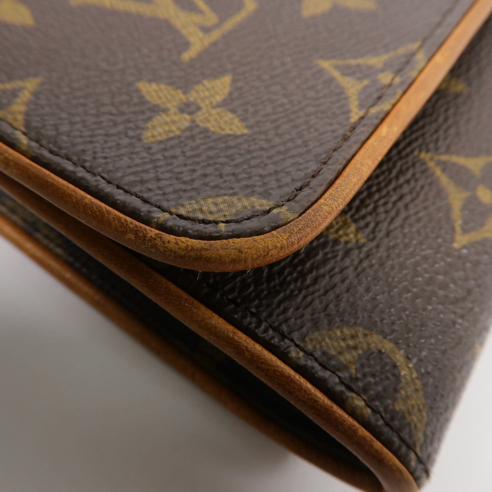 LOUIS VUITTON Monogram Pochette Twin GM肩背袋
