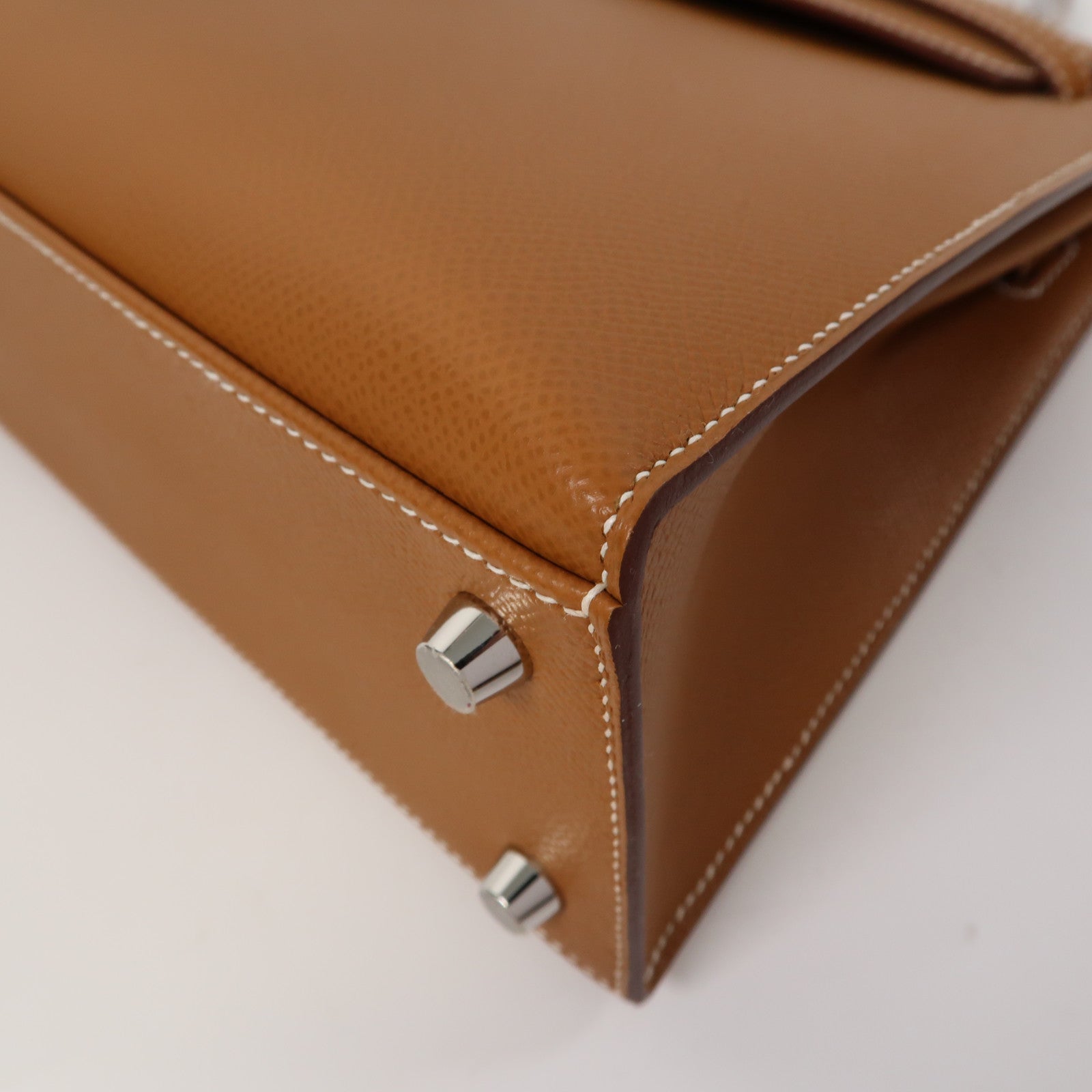 HERMES 【激減優惠】Epsom皮革Kelly 25銀扣手挽肩背兩用袋經典駝色