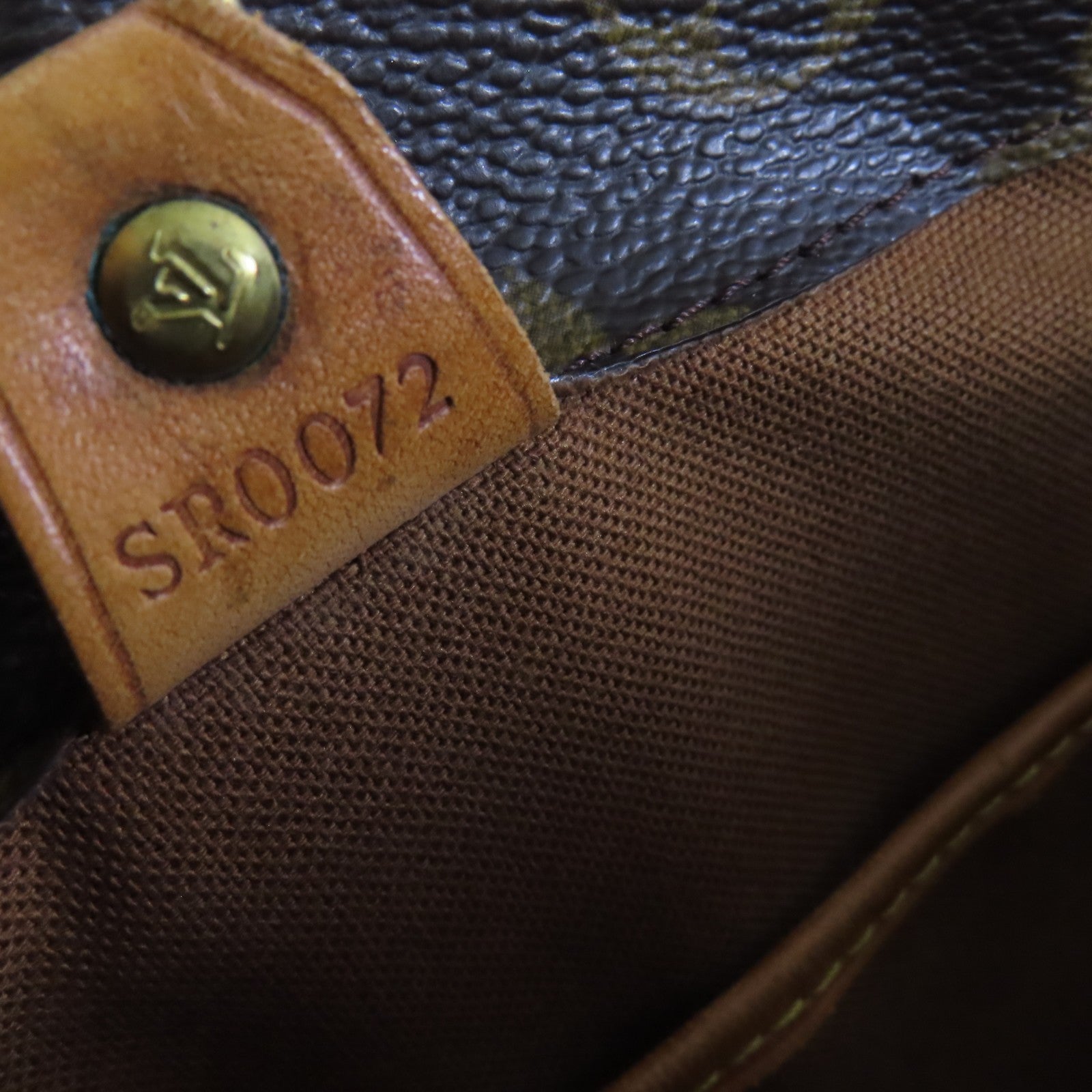 LOUIS VUITTON Monogram Vavin GM金扣肩背袋