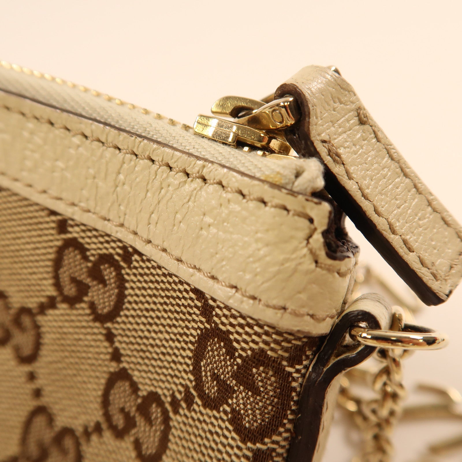 GUCCI 帆布Chain Shoulder金扣鏈帶肩背袋米色