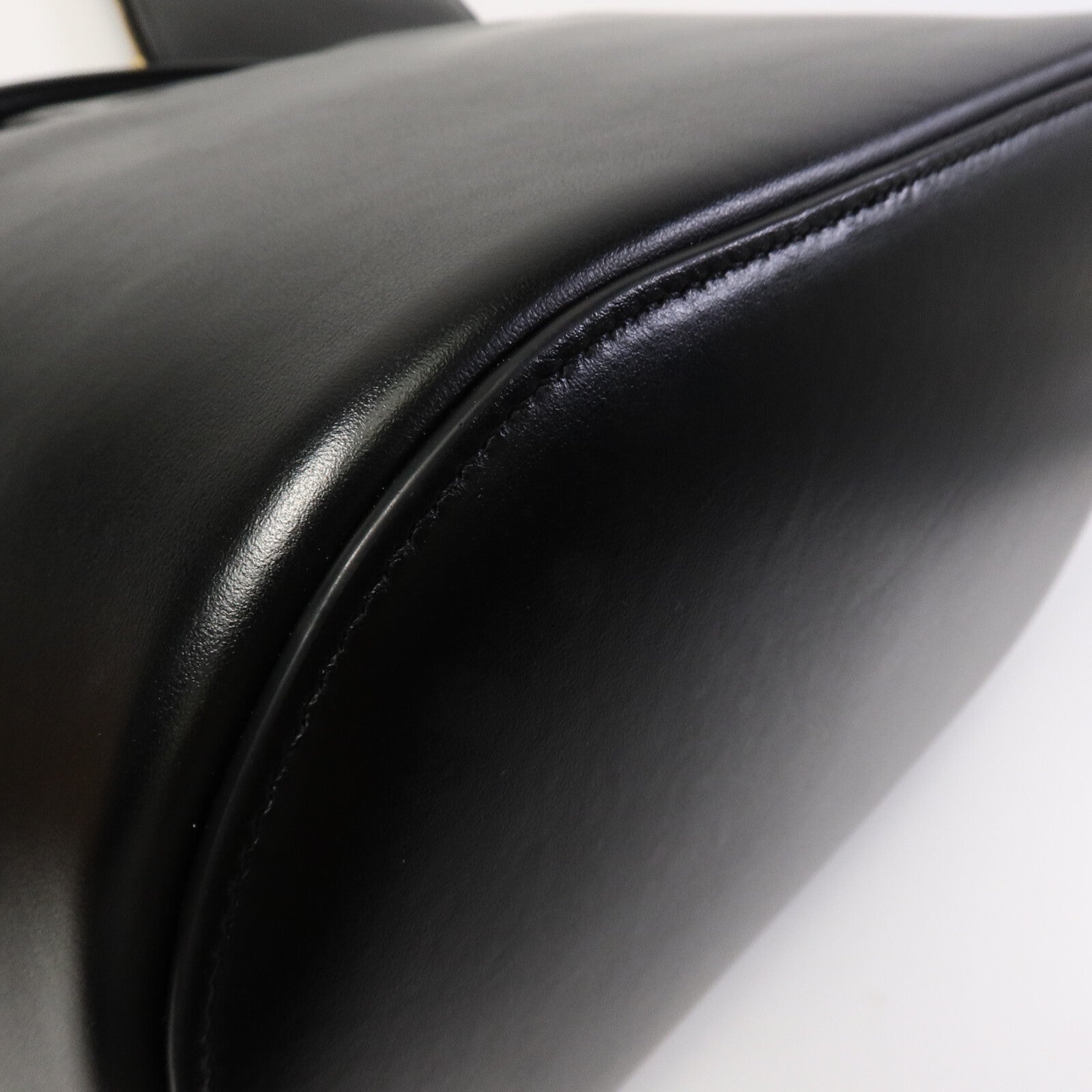 CELINE 牛皮皮革Louise Bucket Medium手挽肩背兩用袋