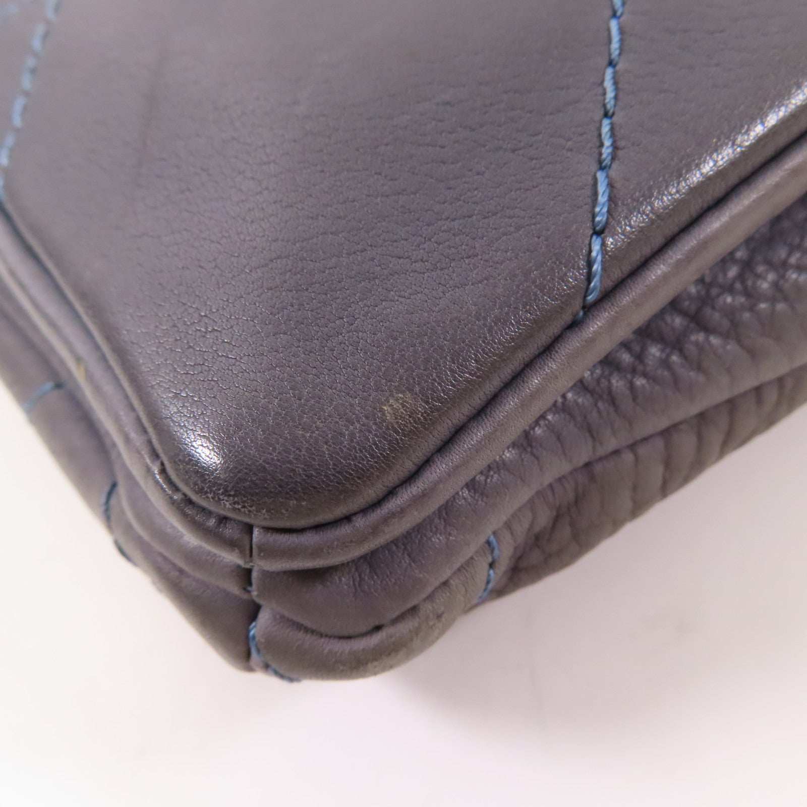 CHANEL 牛皮皮革Chain Shoulder銀扣手挽肩背兩用袋