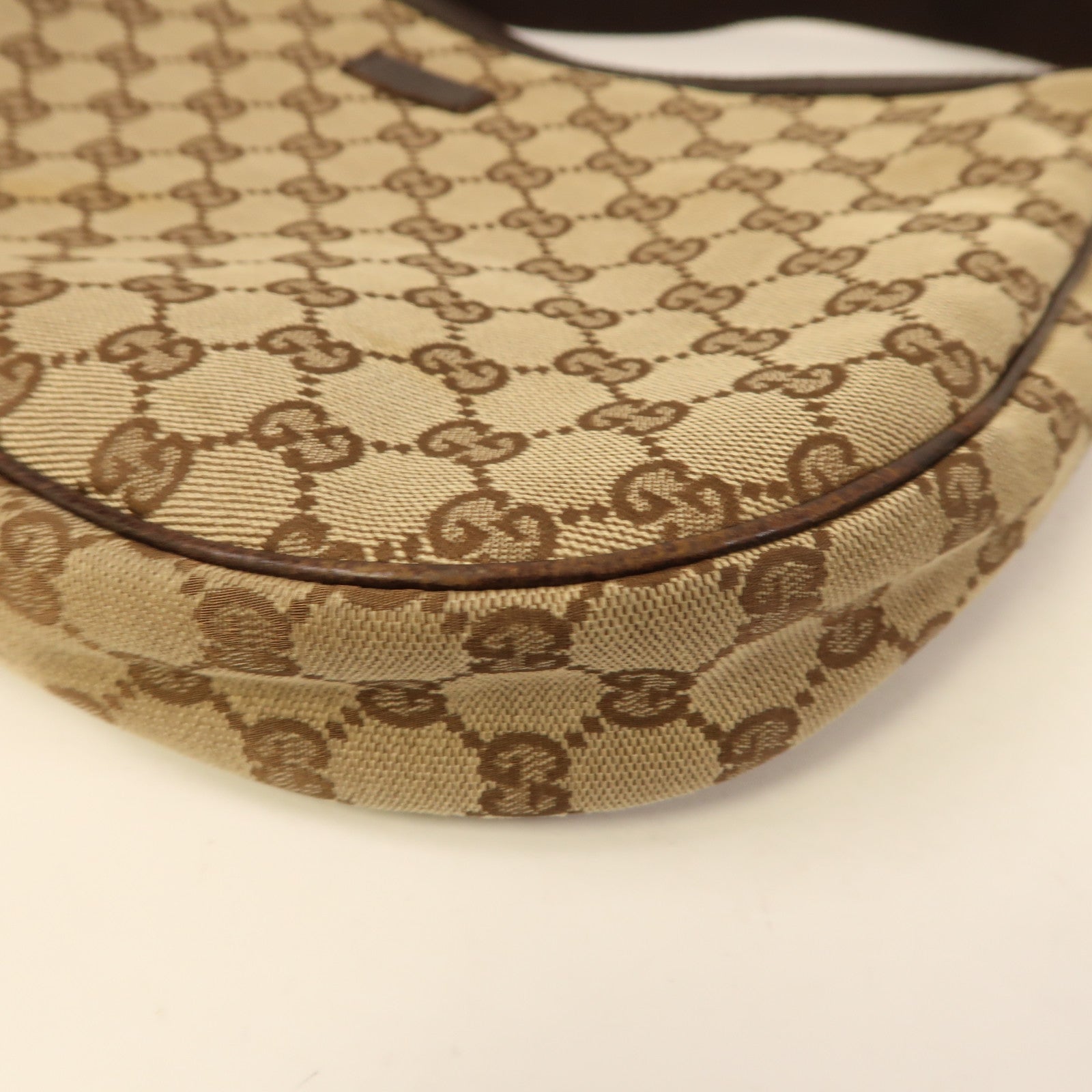 GUCCI 帆布Shoulder Bag銀扣肩背袋