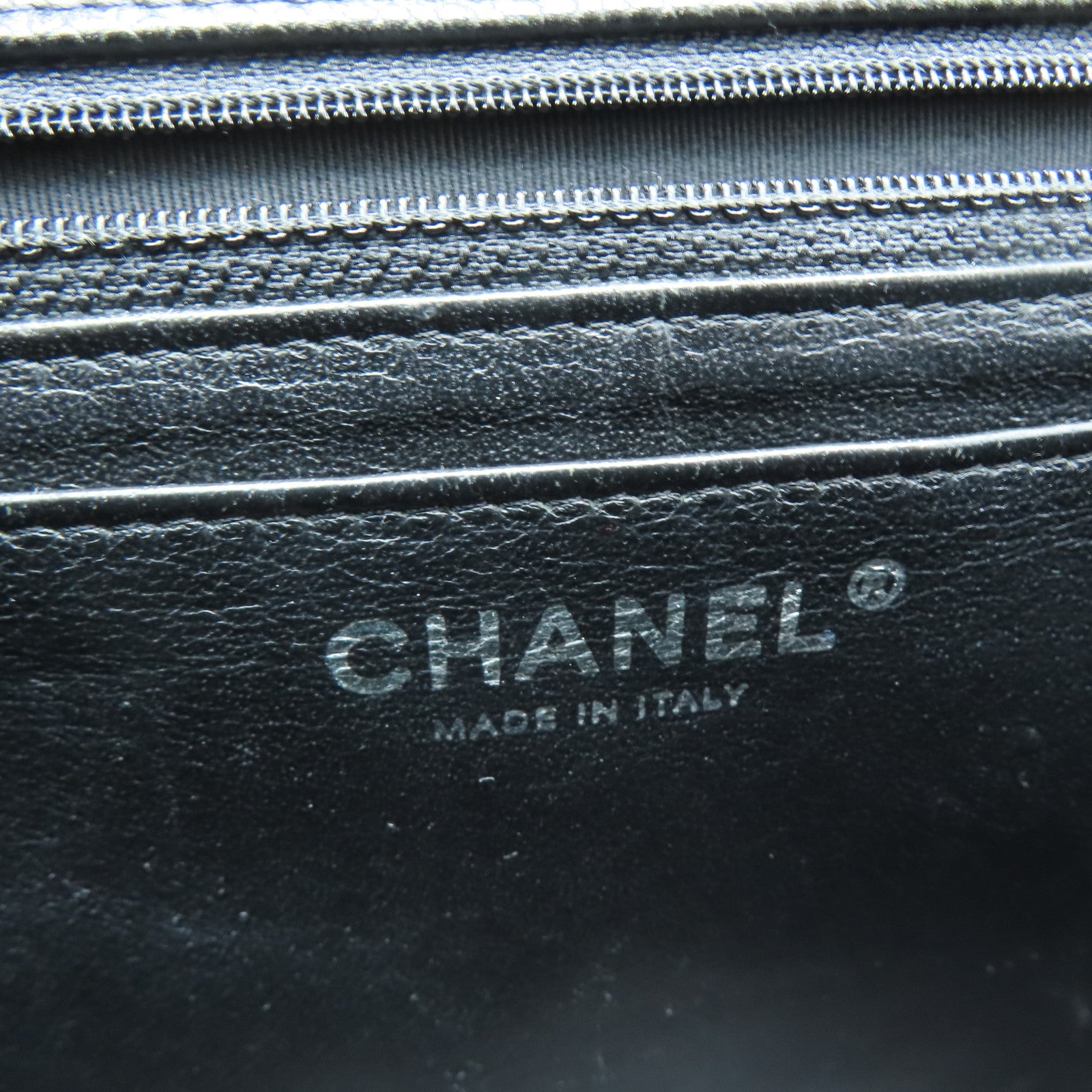 CHANEL 【激減優惠】菱格Caviar皮革Chain Shoulder銀扣肩背袋黑色