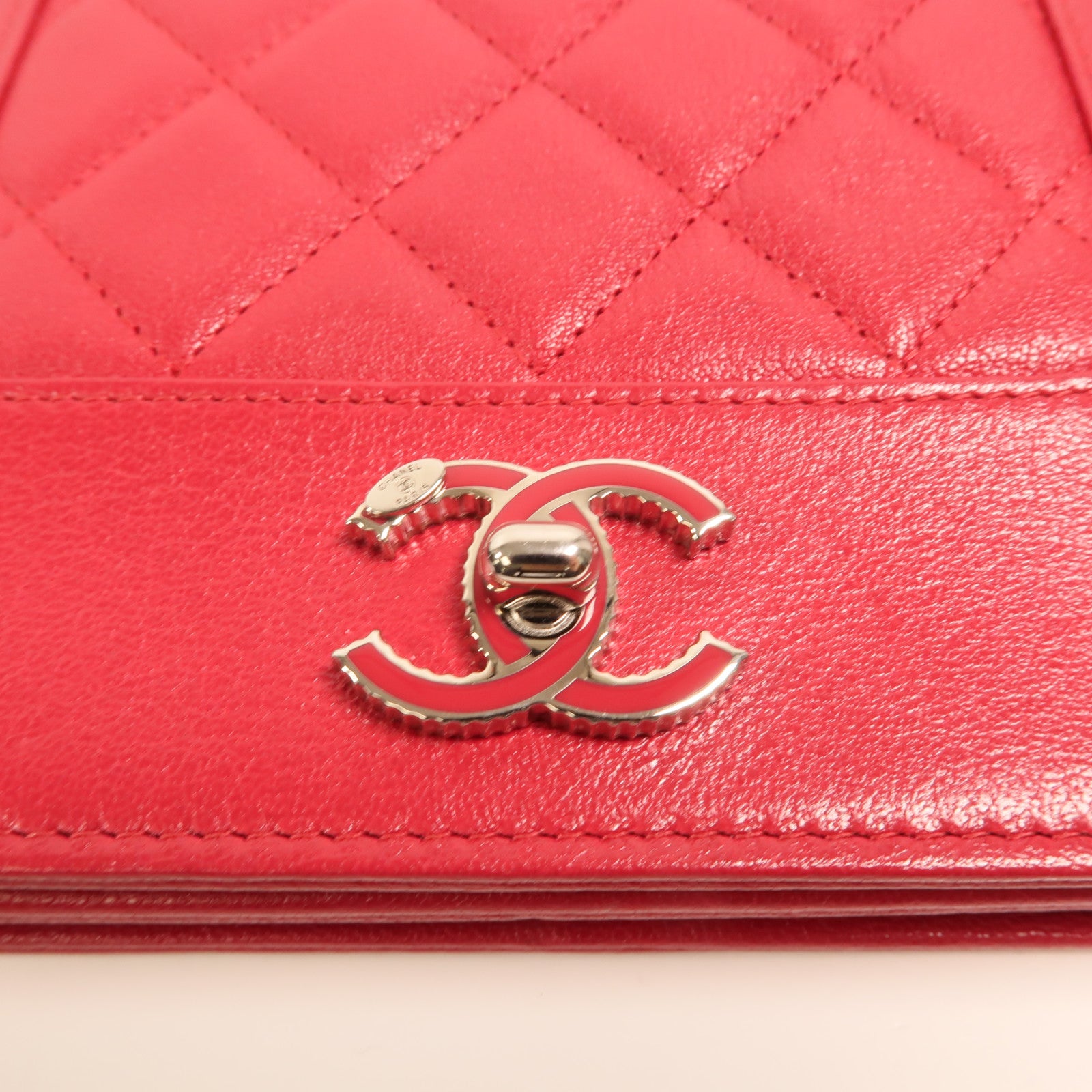 CHANEL 牛皮皮革WOC Wallet On Chain銀扣鏈帶肩背袋