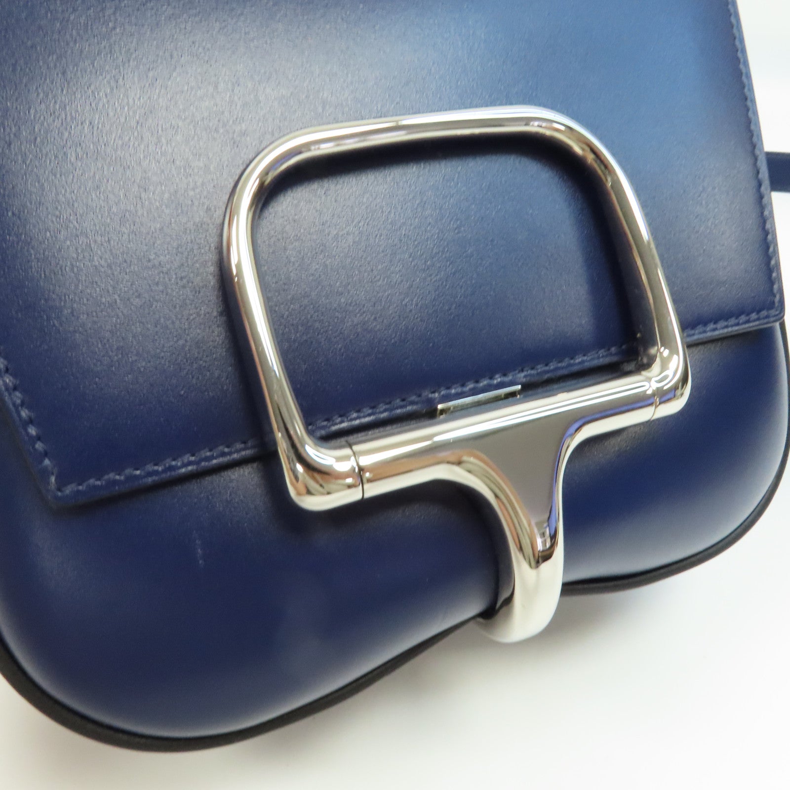 HERMES 【激減優惠】Tadelakt皮革Della Cavalleria Mini銀扣肩背袋Bleu Saphir/藍色
