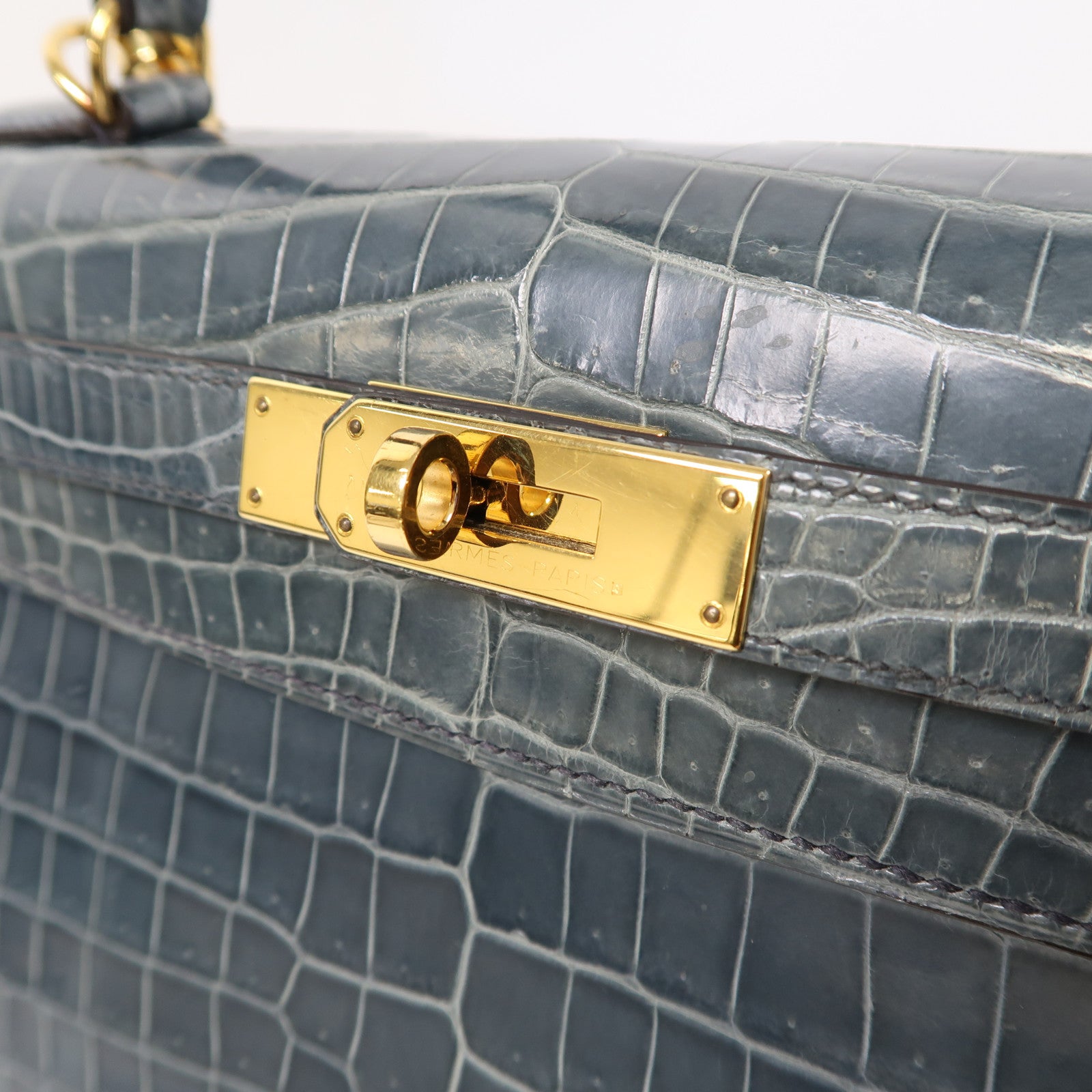 HERMES 鱷魚皮革Kelly 28金扣手挽肩背兩用袋風暴藍色