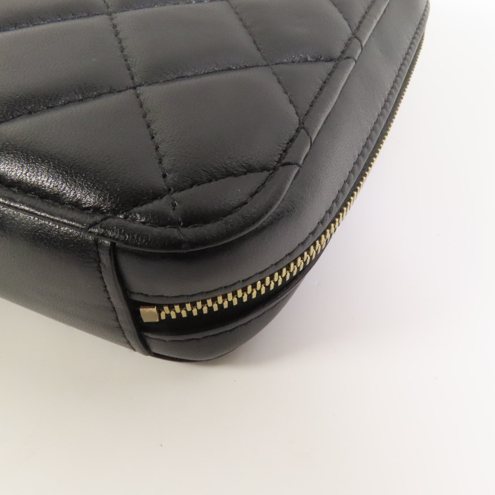 CHANEL 羊皮皮革Shoulder Bag金扣鏈帶肩背袋