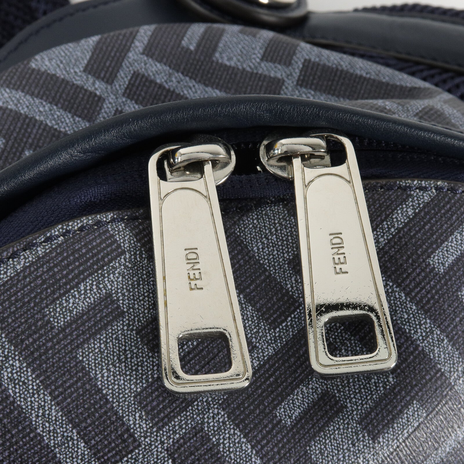 FENDI 塗層帆布Chiodo Backpack背包