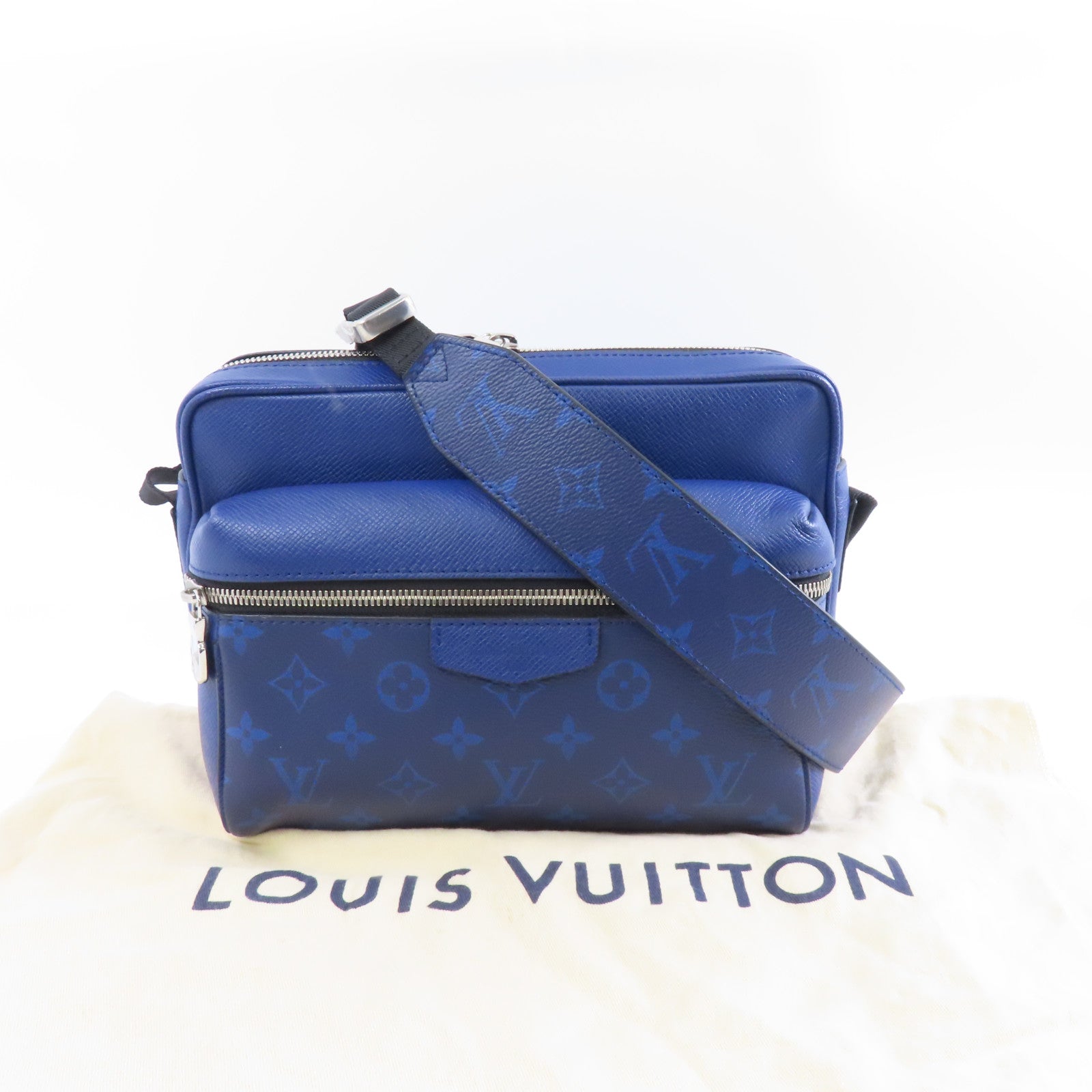 LOUIS VUITTON Monogram/Taiga Outdoor Messenger銀扣肩背袋藍色