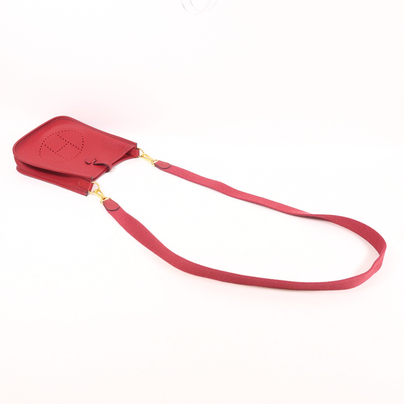 HERMES GHW Evelyne TPM Shoulder Bag Taurillon Clemence Leather Rouge H