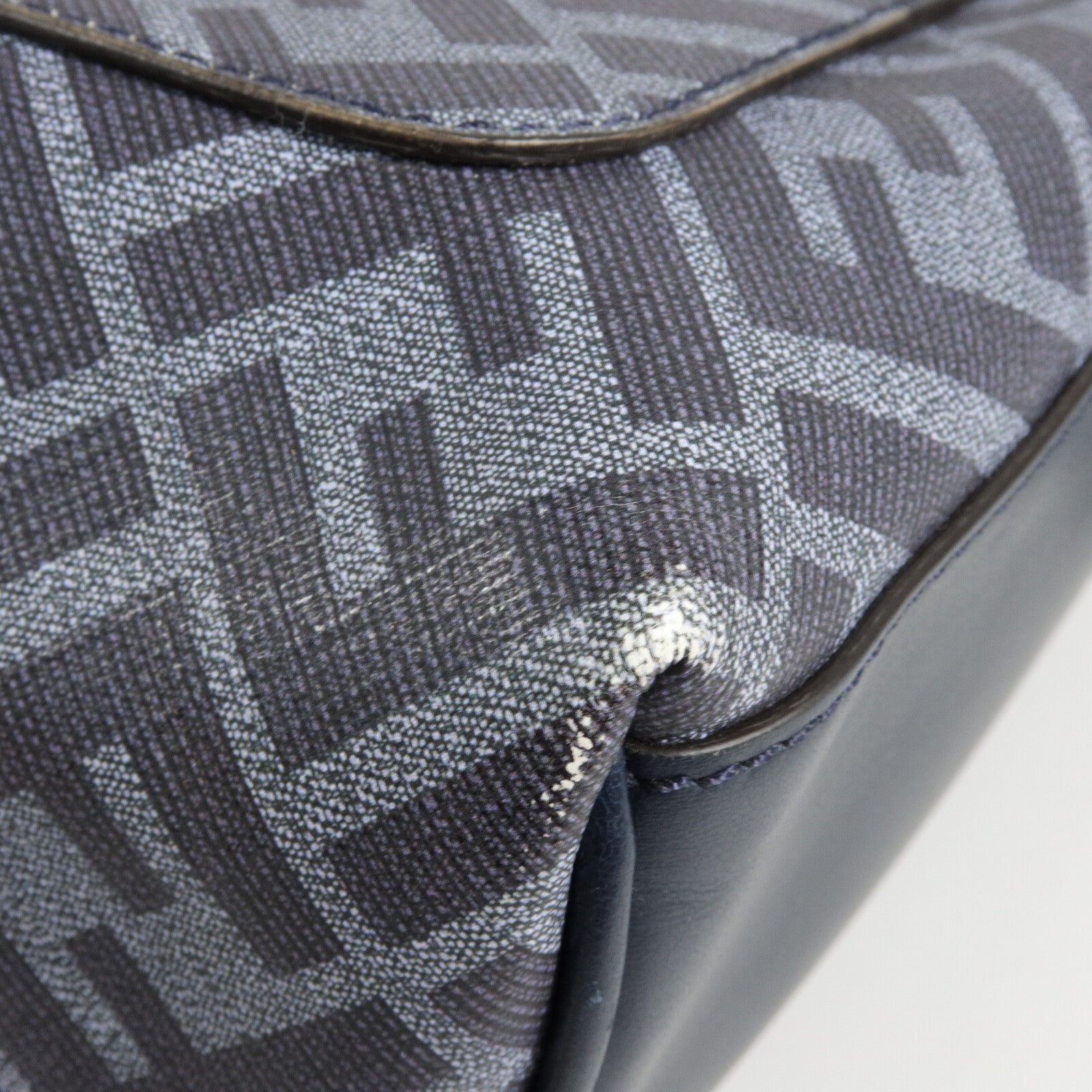 FENDI 塗層帆布Chiodo Backpack背包