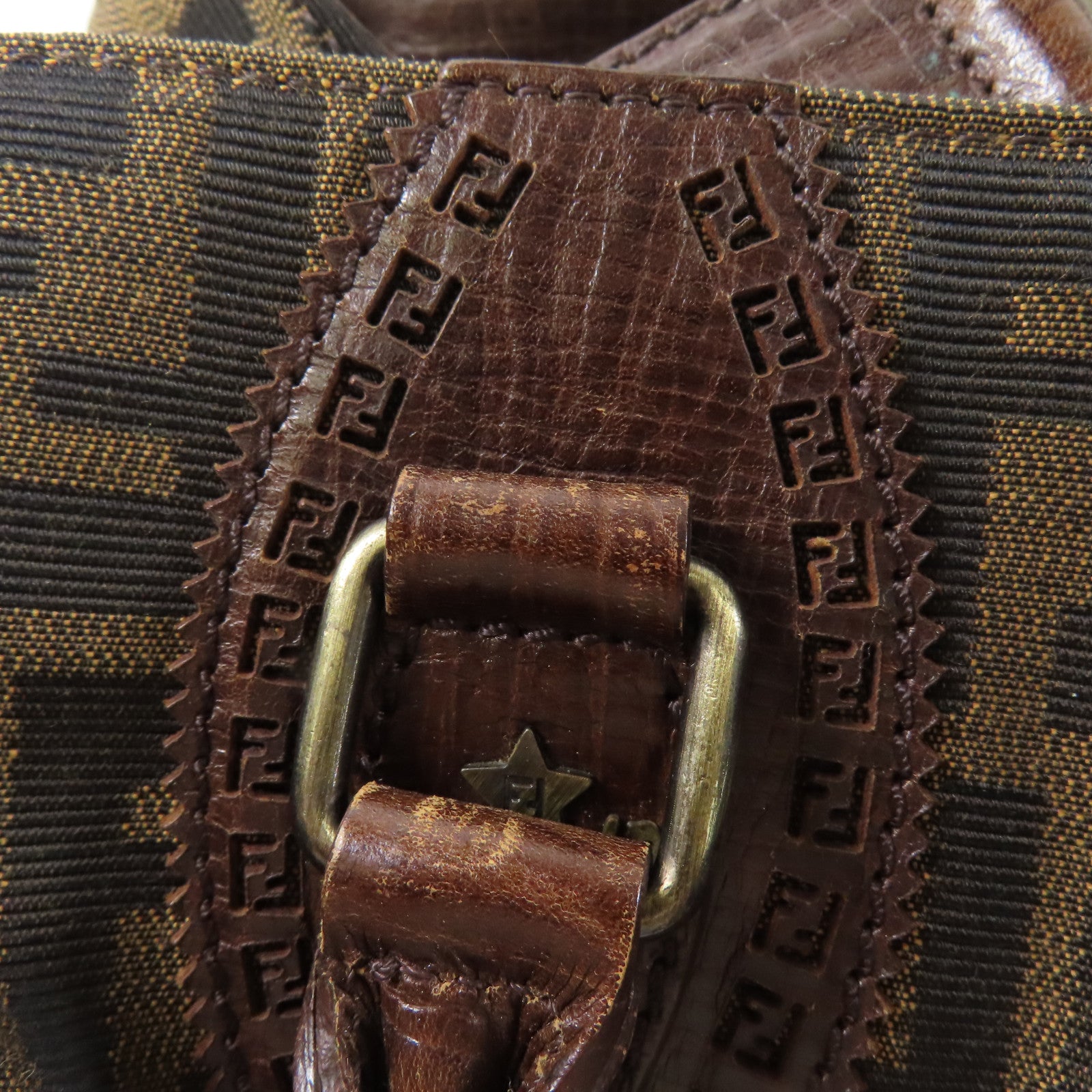 FENDI 帆布Shoulder Bag肩背袋