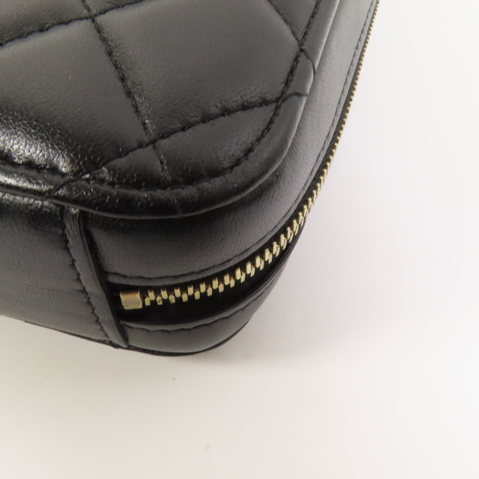 CHANEL 羊皮皮革Shoulder Bag金扣鏈帶肩背袋