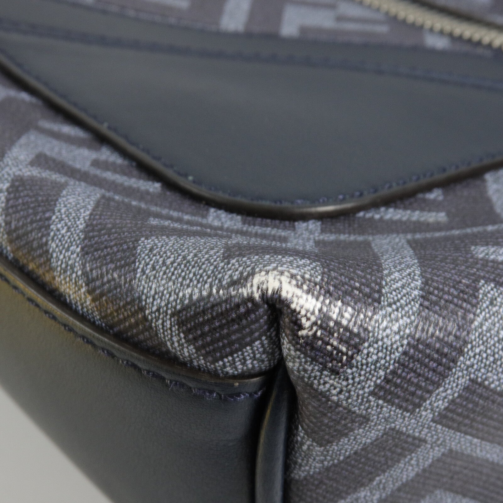 FENDI 塗層帆布Chiodo Backpack背包