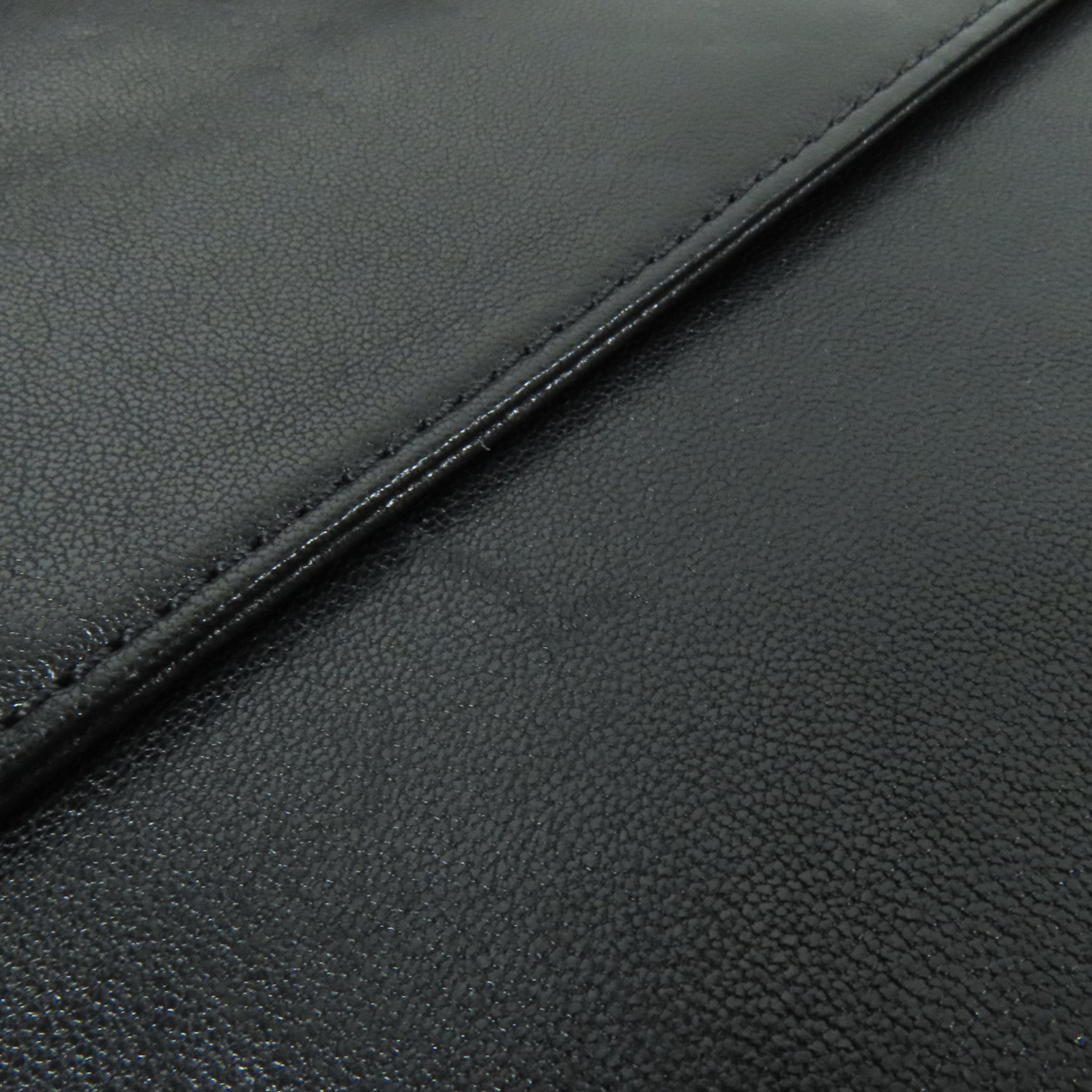 CHANEL 牛皮皮革Chain Shoulder Bag銀扣肩背袋