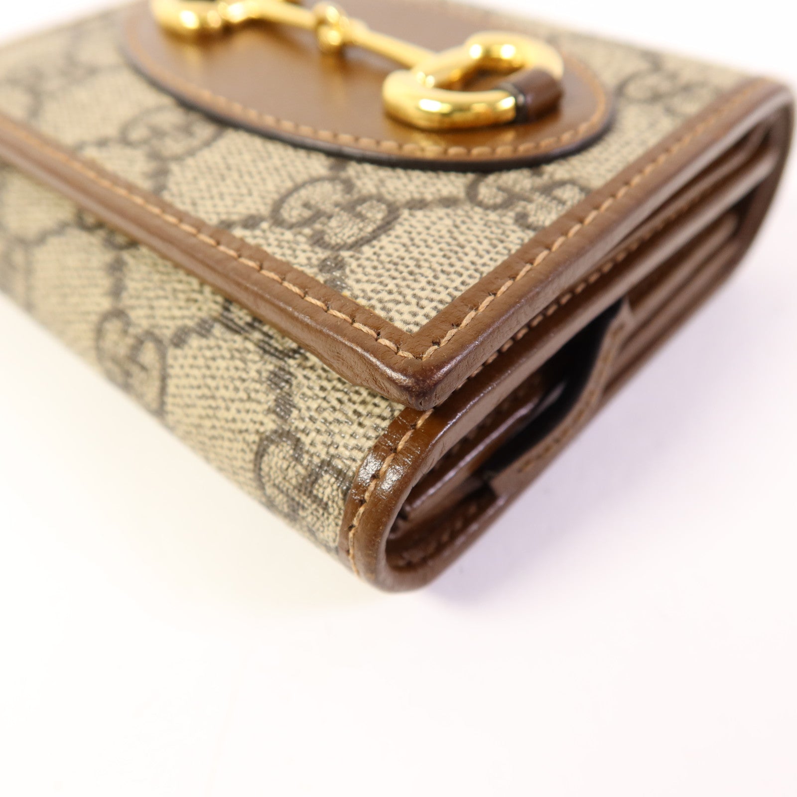 GUCCI 塗層帆布Horsebit 1955金扣錢包