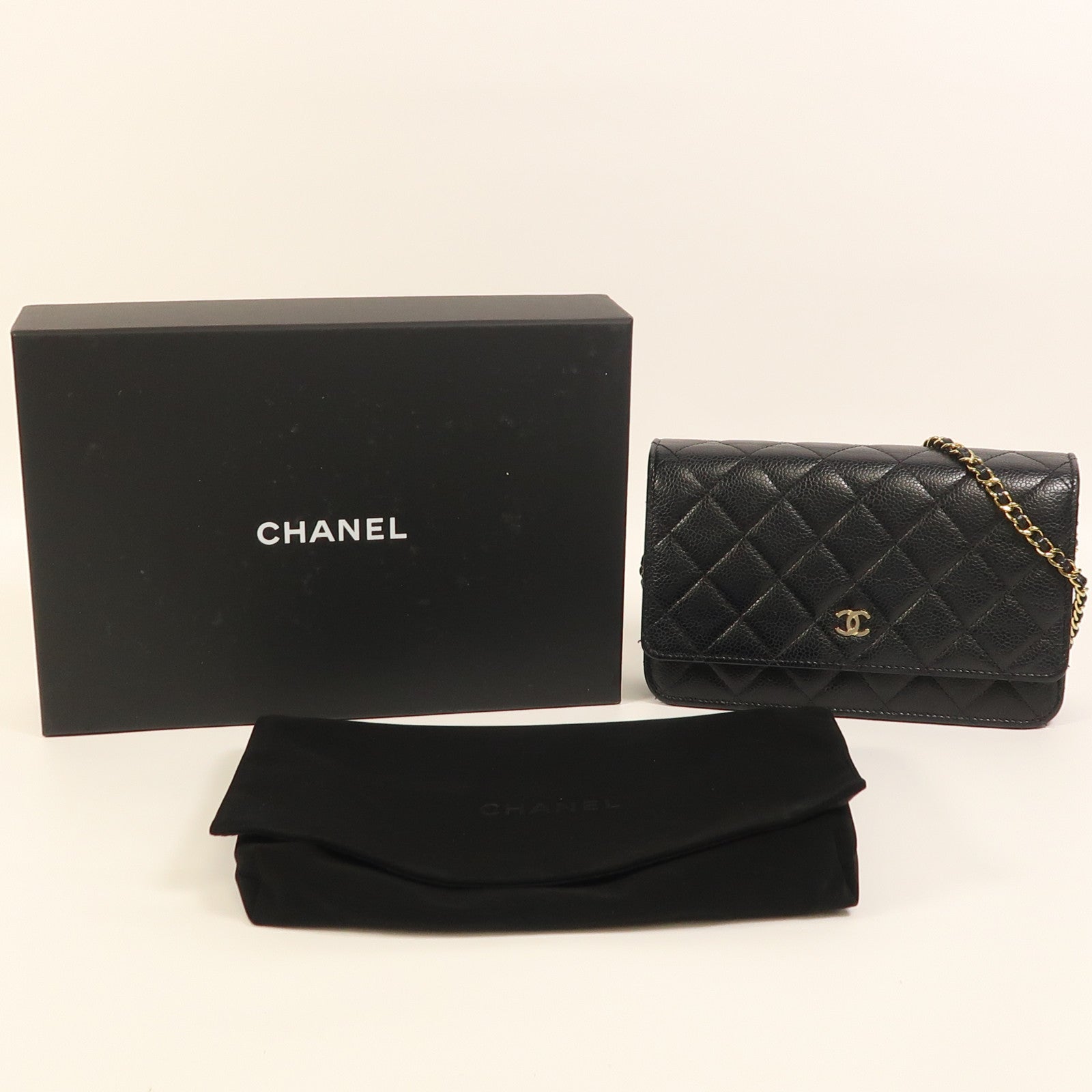CHANEL 牛皮皮革WOC Wallet On Chain金扣鏈帶肩背袋