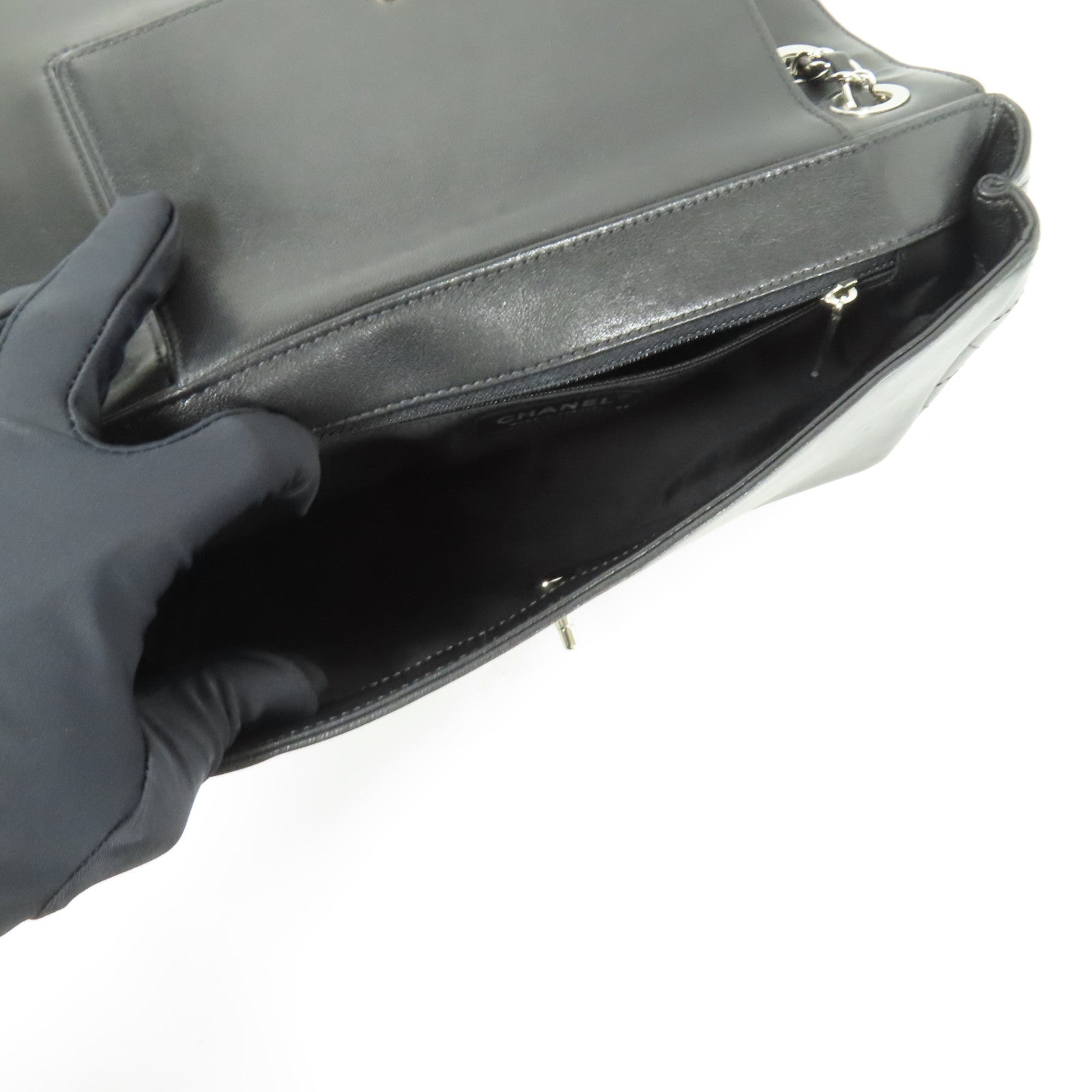 CHANEL 牛皮皮革Chain Shoulder Bag銀扣肩背袋