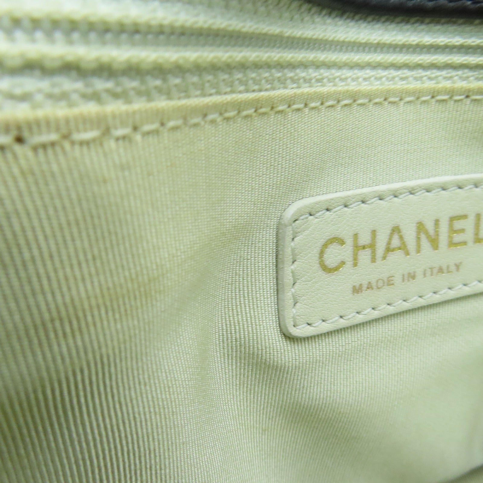 CHANEL 【激減優惠】菱格牛皮皮革Chain Shoulder金扣鏈帶肩背袋黑色