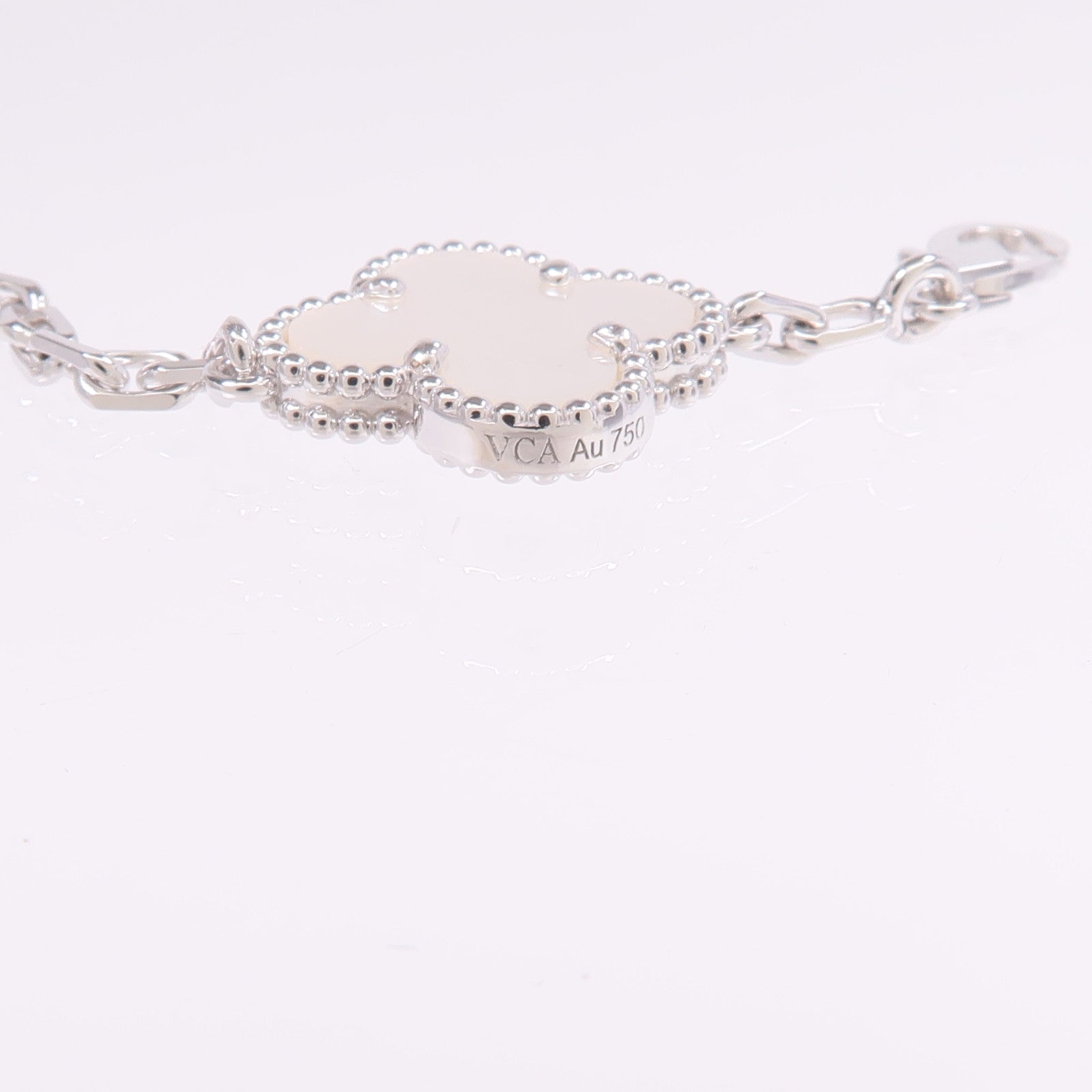 Van Cleef & Arpels 18K白金Vintage Alhambra Bracelet 5 Motifs珍珠母貝手鏈