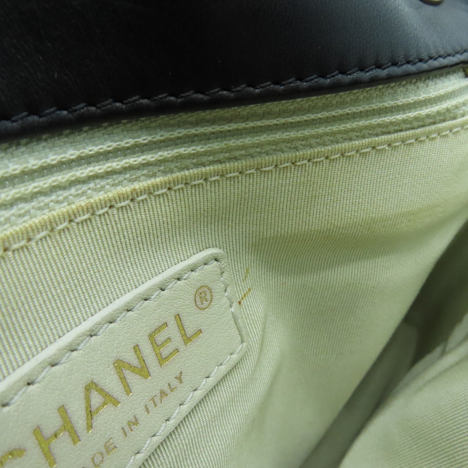 CHANEL 【激減優惠】菱格牛皮皮革Chain Shoulder金扣鏈帶肩背袋黑色