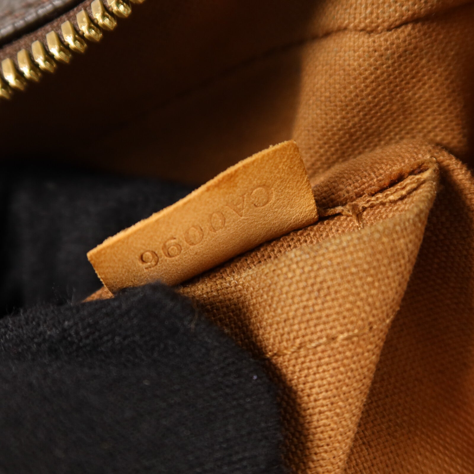 LOUIS VUITTON Monogram Sac Bosphore手挽肩背兩用袋