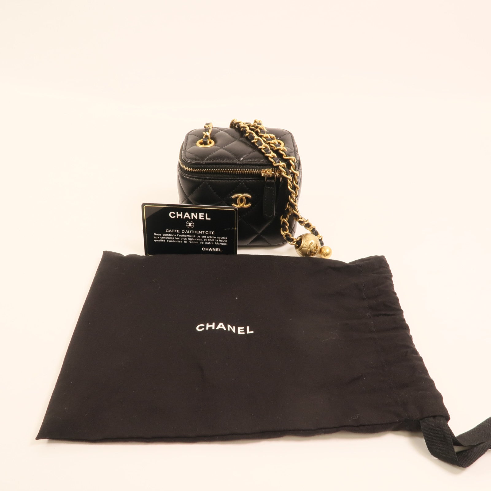 CHANEL 羊皮皮革Mini Vanity Case With Gold Ball金扣鏈帶肩背袋