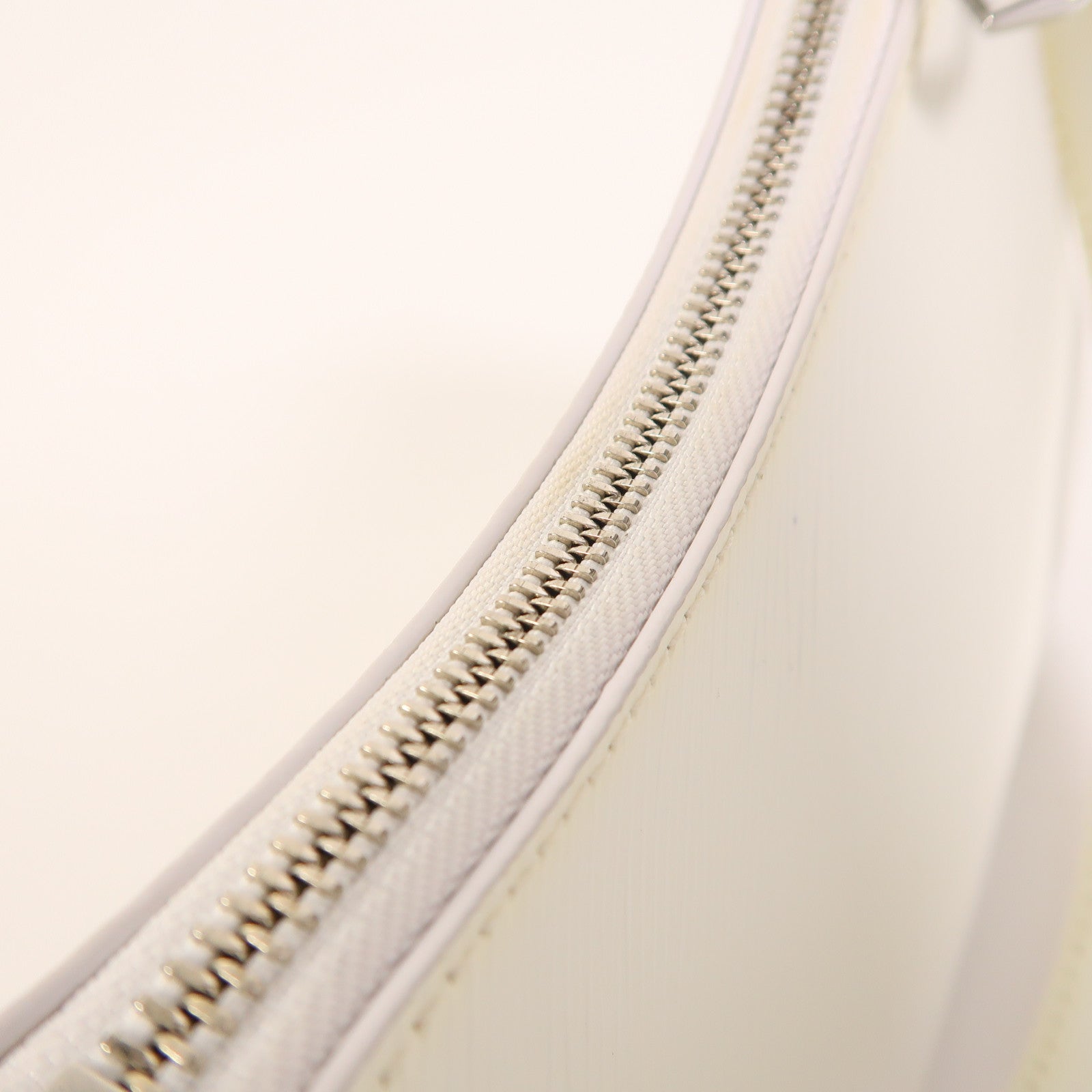 LOUIS VUITTON Epi LVxYK Marellini銀扣手挽肩背兩用袋