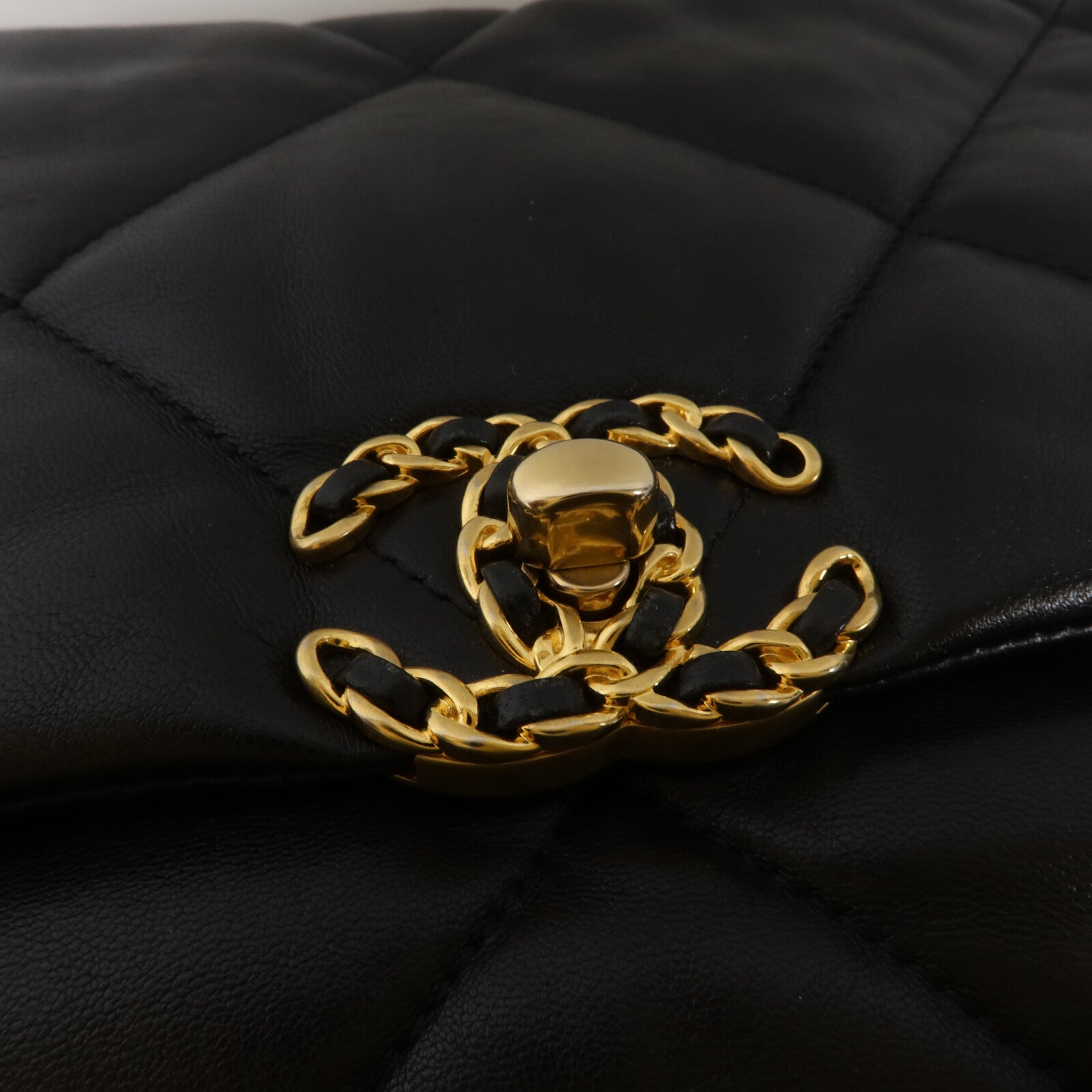 CHANEL 羊皮皮革Chanel 19 Large鏈帶手挽肩背兩用袋