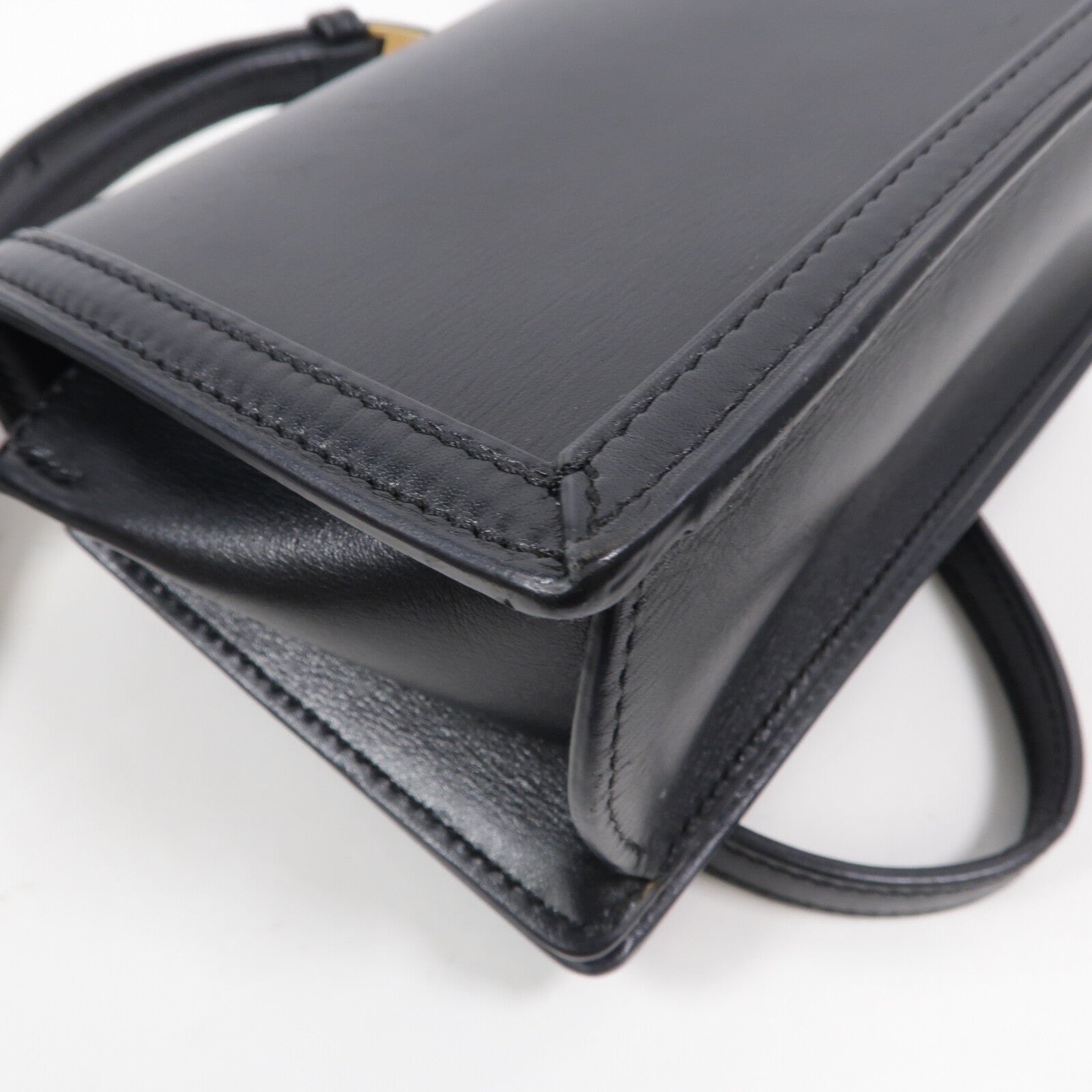 LOEWE 牛皮皮革Barcelona肩背袋