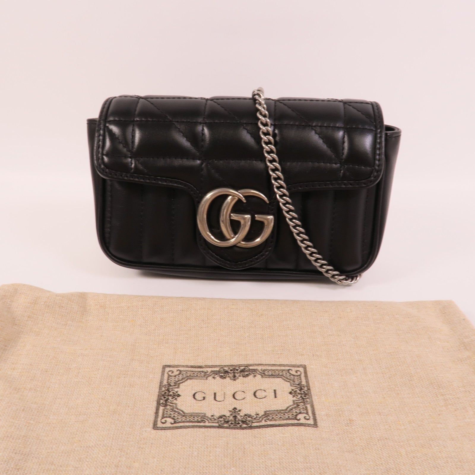 GUCCI 牛皮皮革GG Marmont Super Mini鏈帶肩背袋