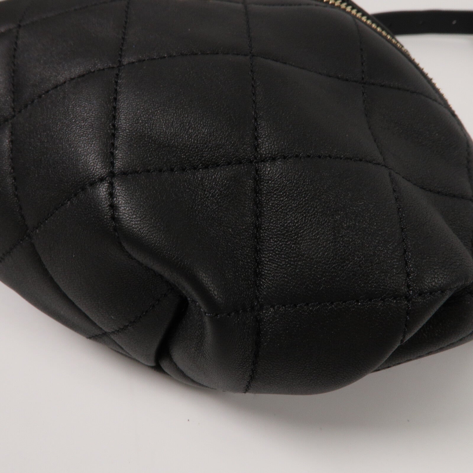 CHANEL 羊皮皮革Waist Bag腰包