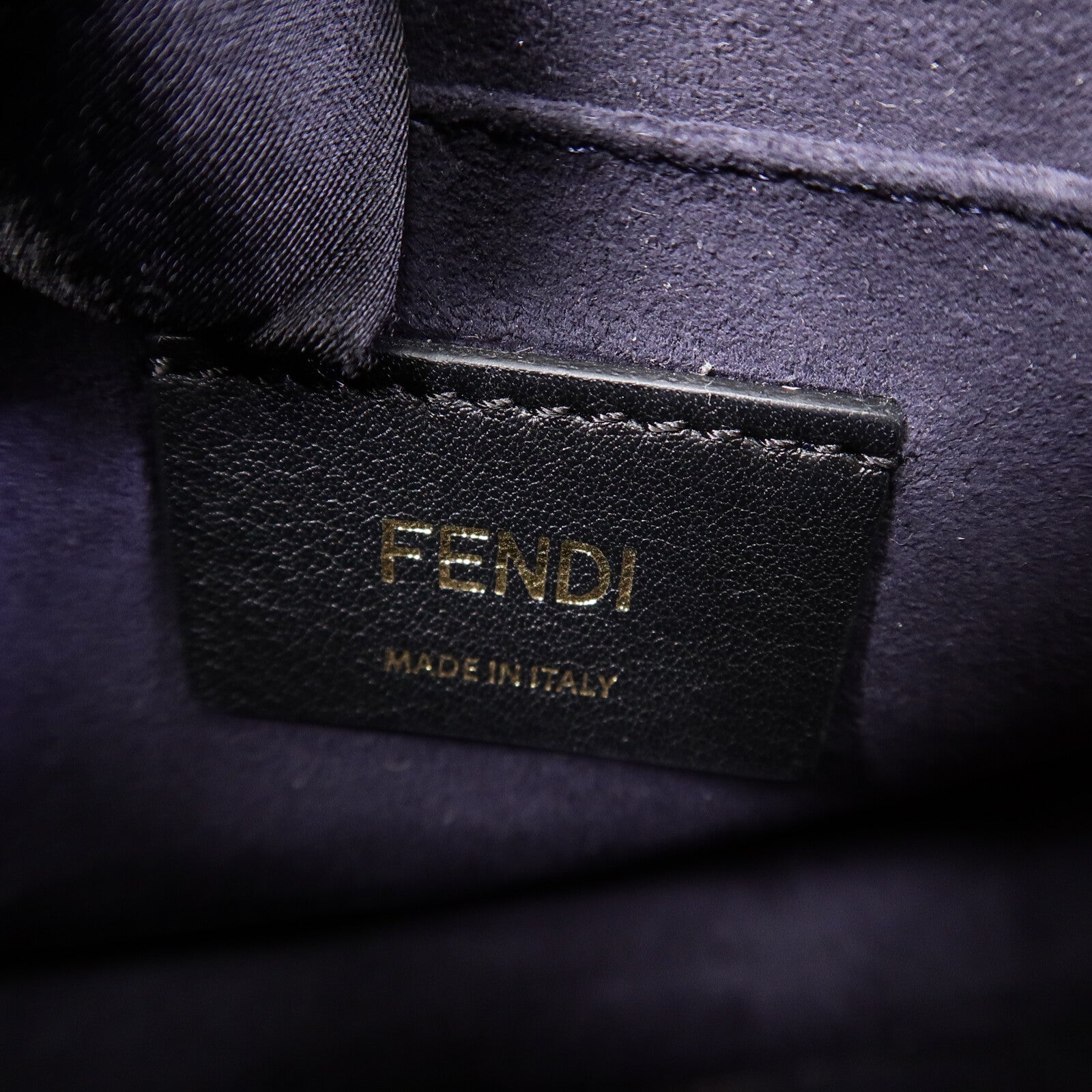 FENDI 牛皮皮革Kan I Small鏈帶肩背袋