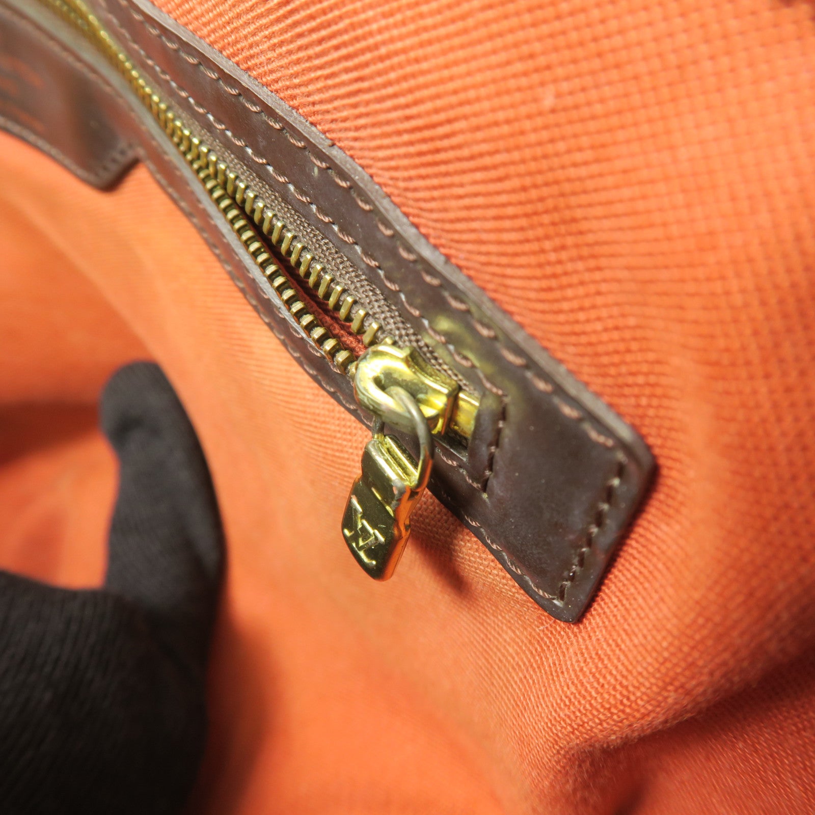 LOUIS VUITTON Damier Chelsea金扣肩背袋啡色