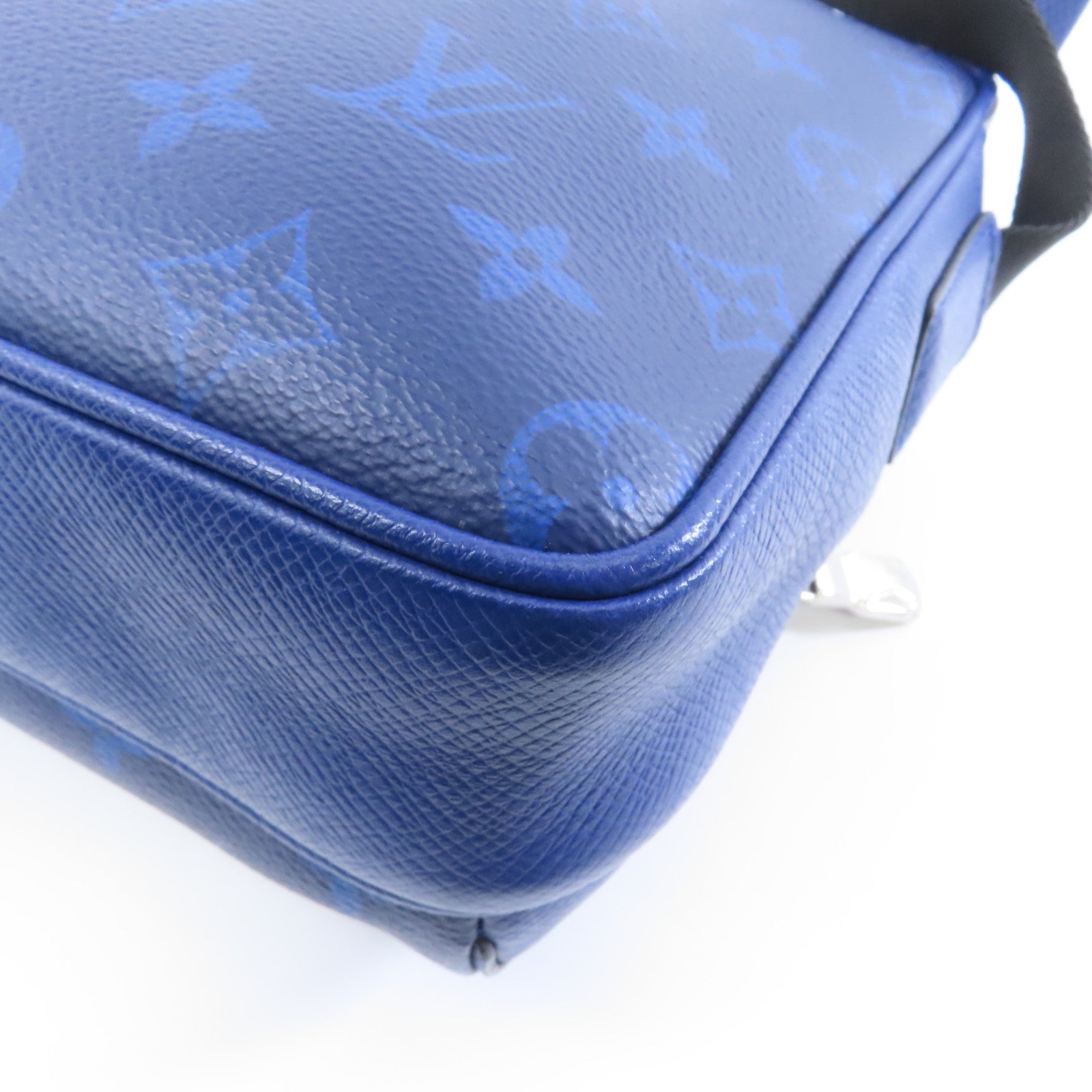 LOUIS VUITTON Monogram/Taiga Outdoor Messenger銀扣肩背袋藍色