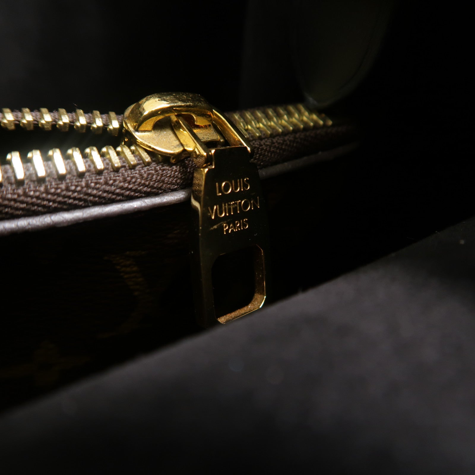LOUIS VUITTON Monogram Neo Noe MM肩背袋
